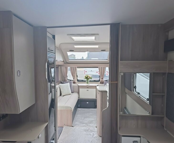 Swift Conqueror 580