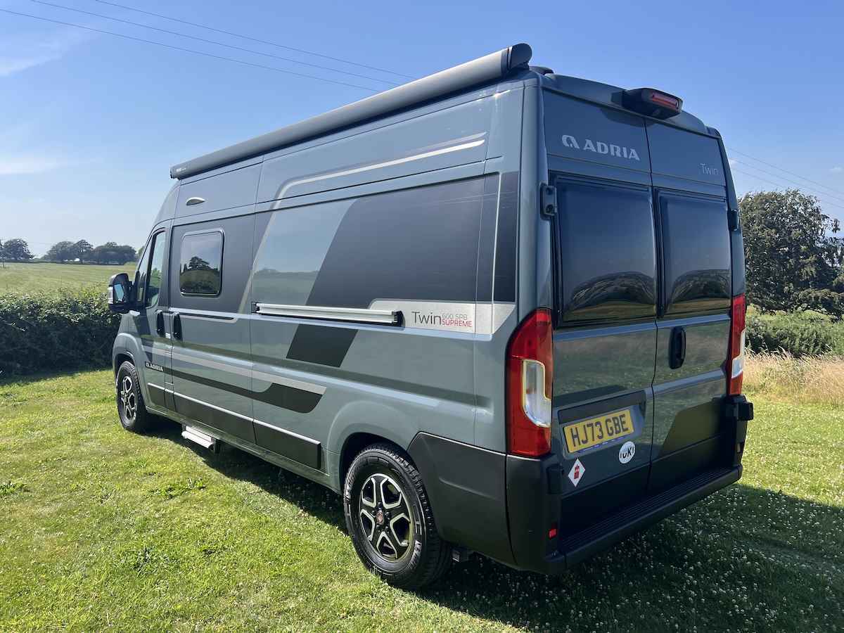 Adria TWIN Supreme 600 SPB