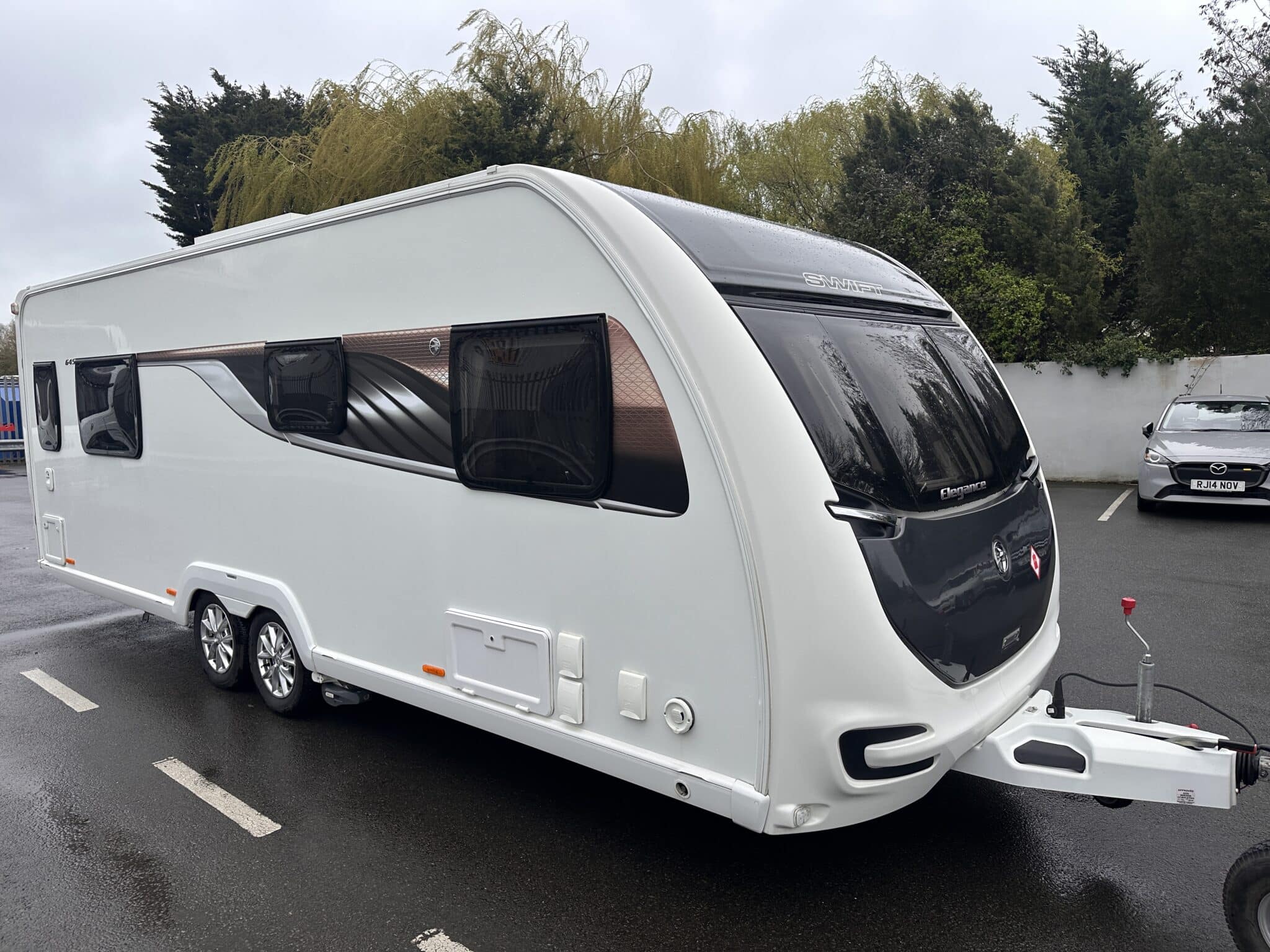 Exterior - Front
