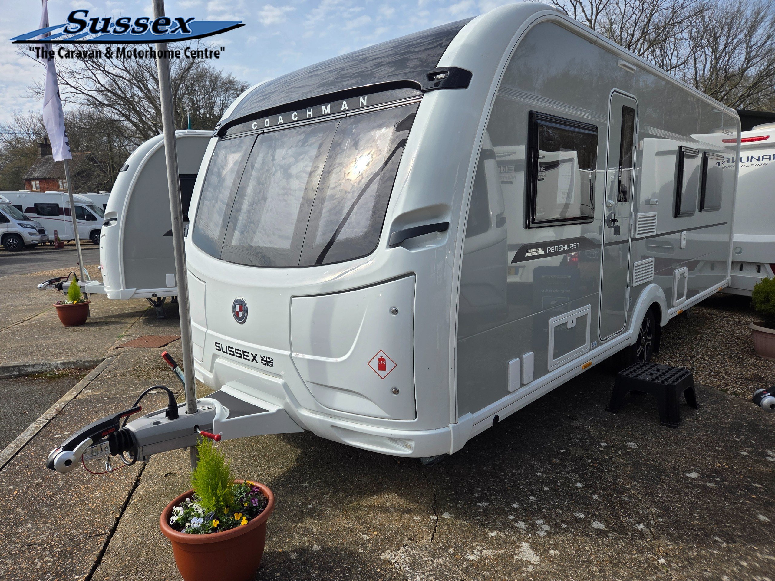 Coachman Acadia 545 Penshurst Premier Plus Sussex Special Edition - LAST ONE, DEMONSTRATOR DISCOUNT, AVAILABLE NOW!