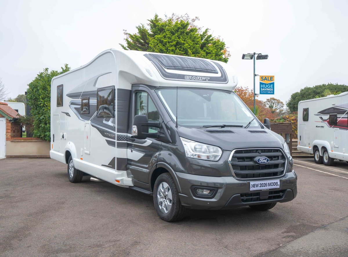 Swift Voyager 584 130BHP - Exterior - Front