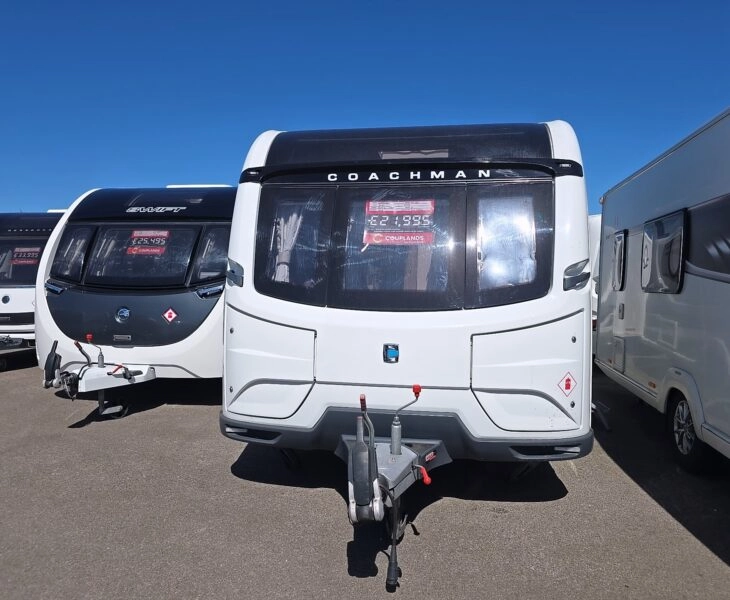 Coachman Vip 565 - Exterior - Front