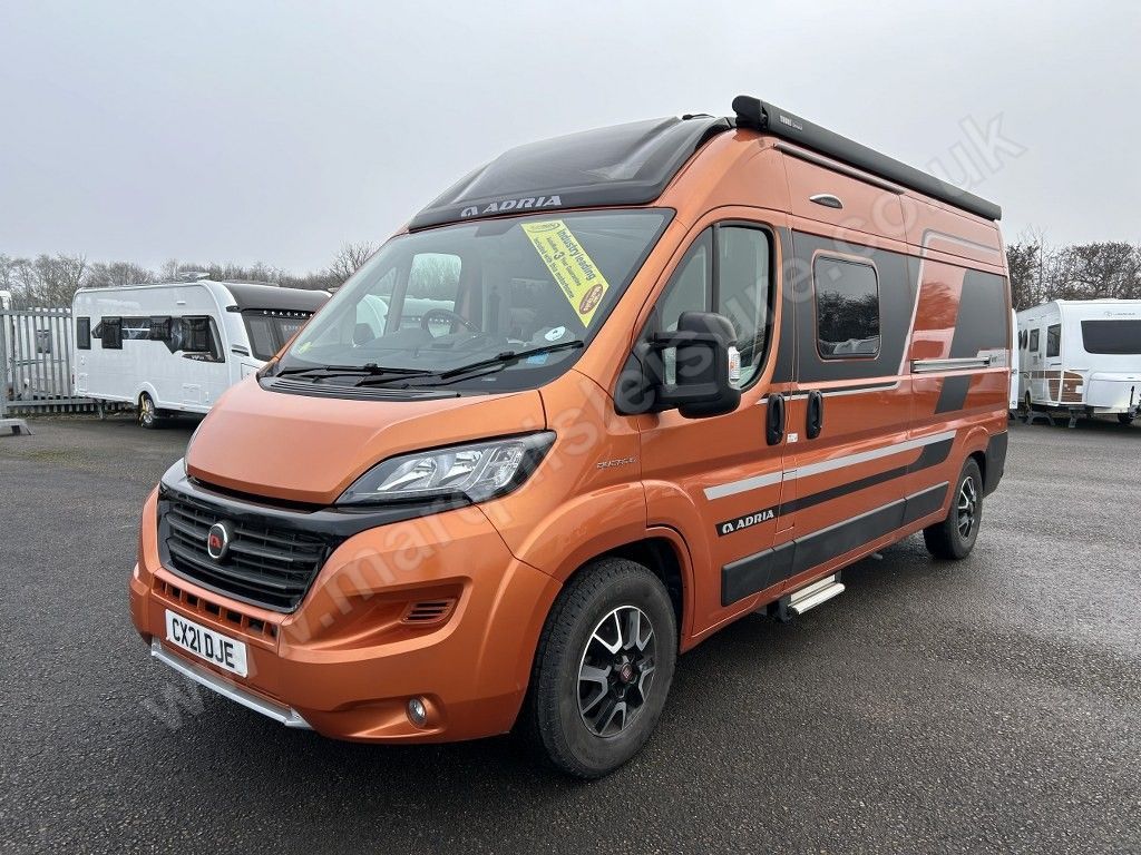 2021 Adria Twin Supreme 600 SPB Automatic 3-Berth Campervan - Exterior - Front