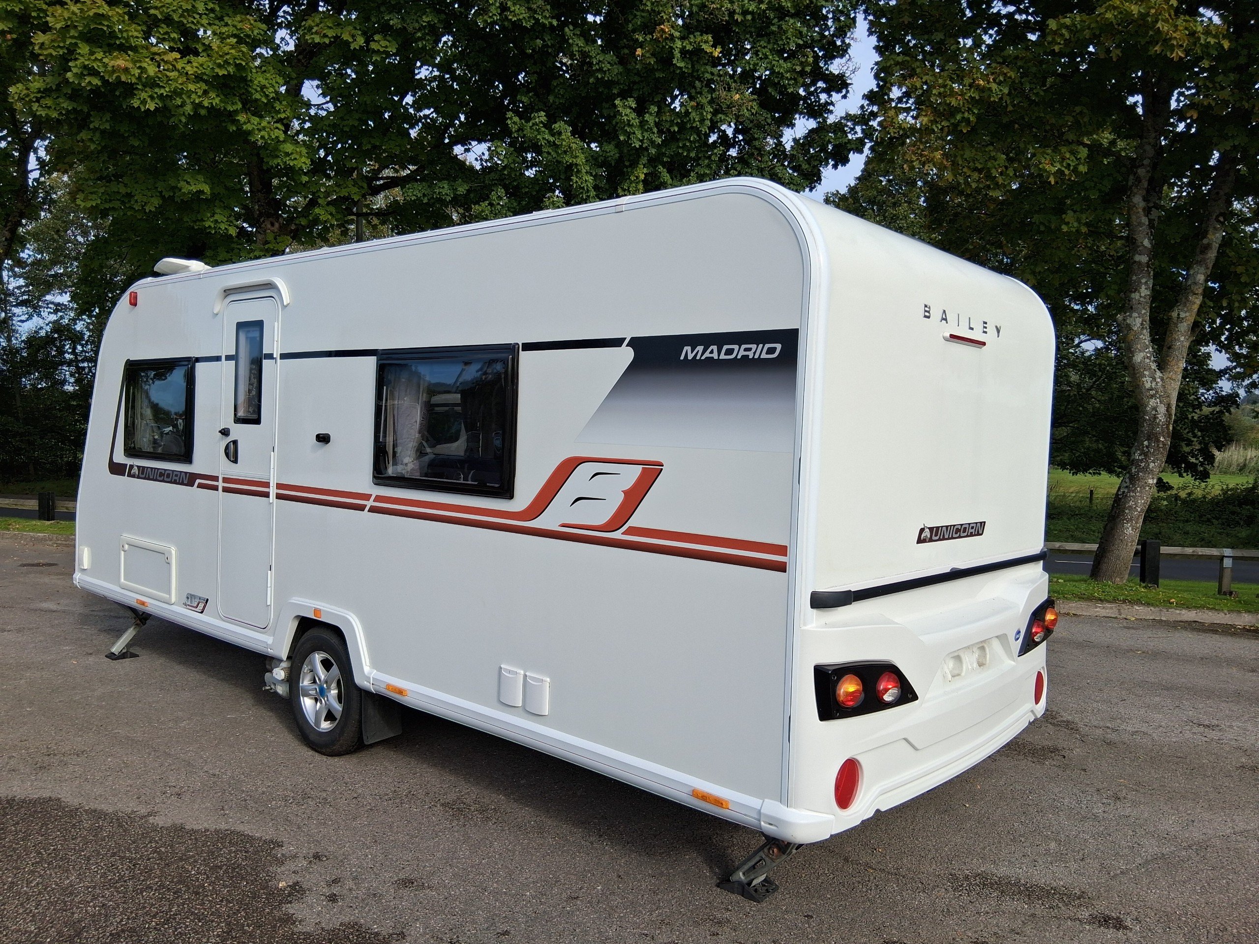 Exterior - Rear