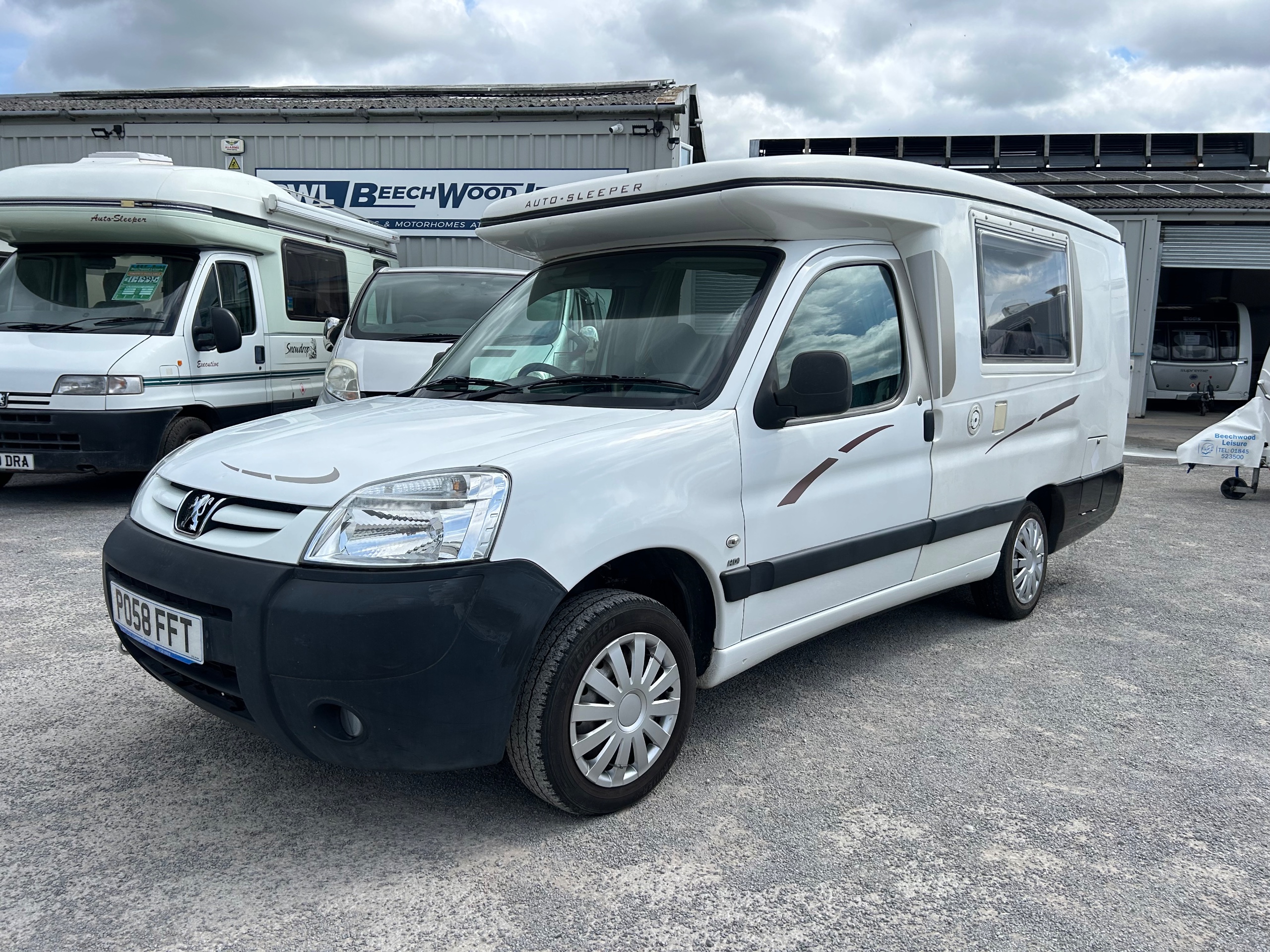 Auto-Sleepers Mezan Low Line Peugeot Partner Coachbuilt Motorhome 800 LX SWB P/C