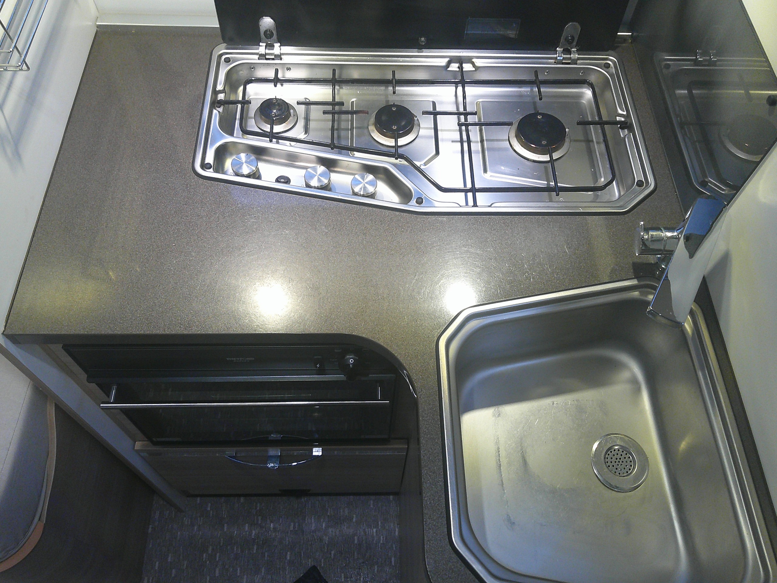 2015 Adria Coral Axess S 670 SLT