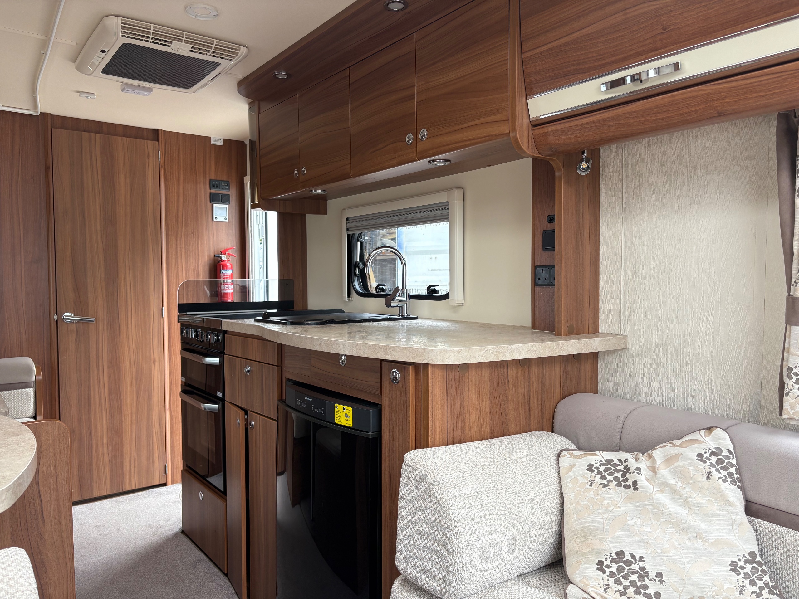 2016 Elddis Affinity 530