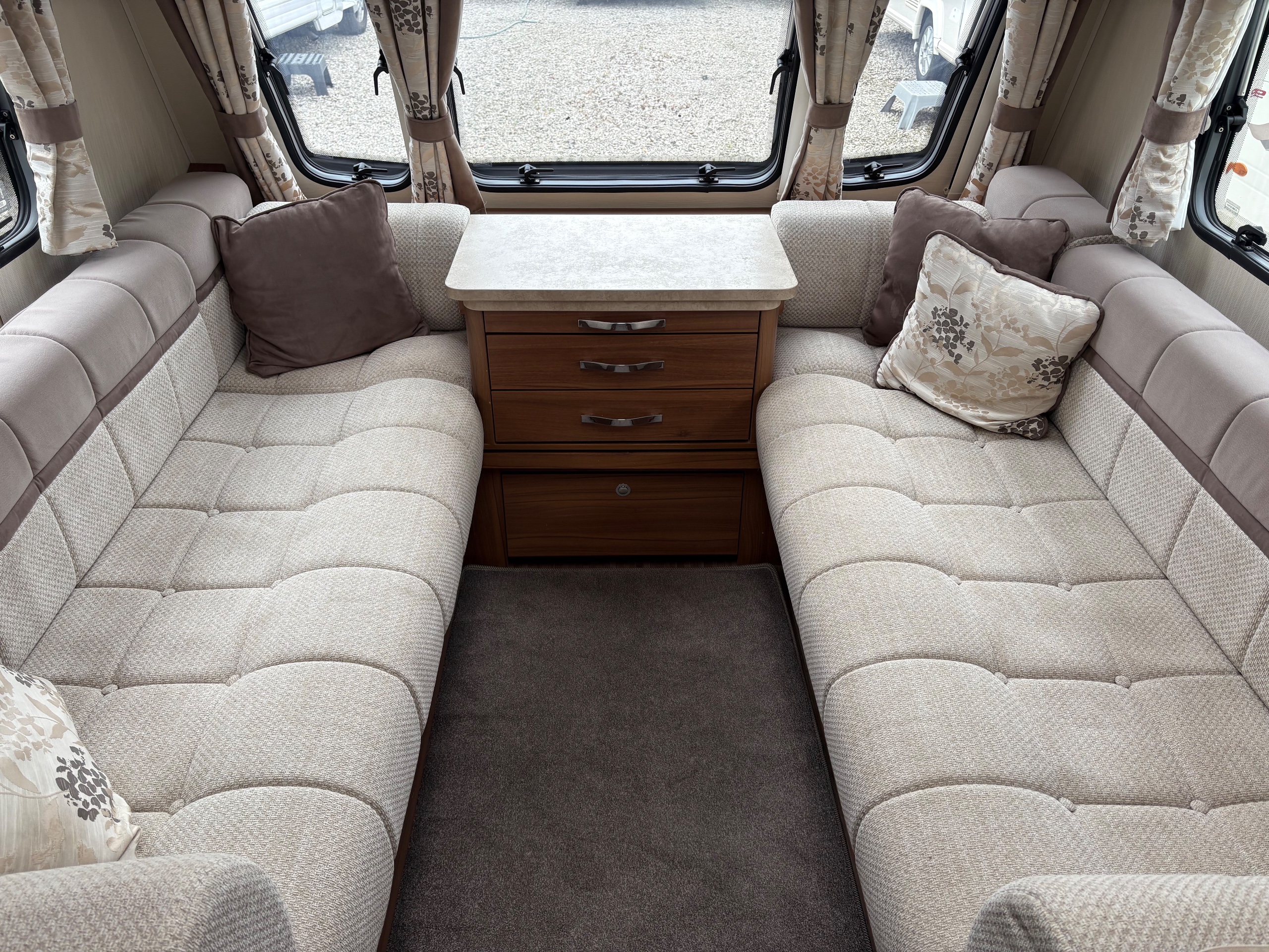 2016 Elddis Affinity 530
