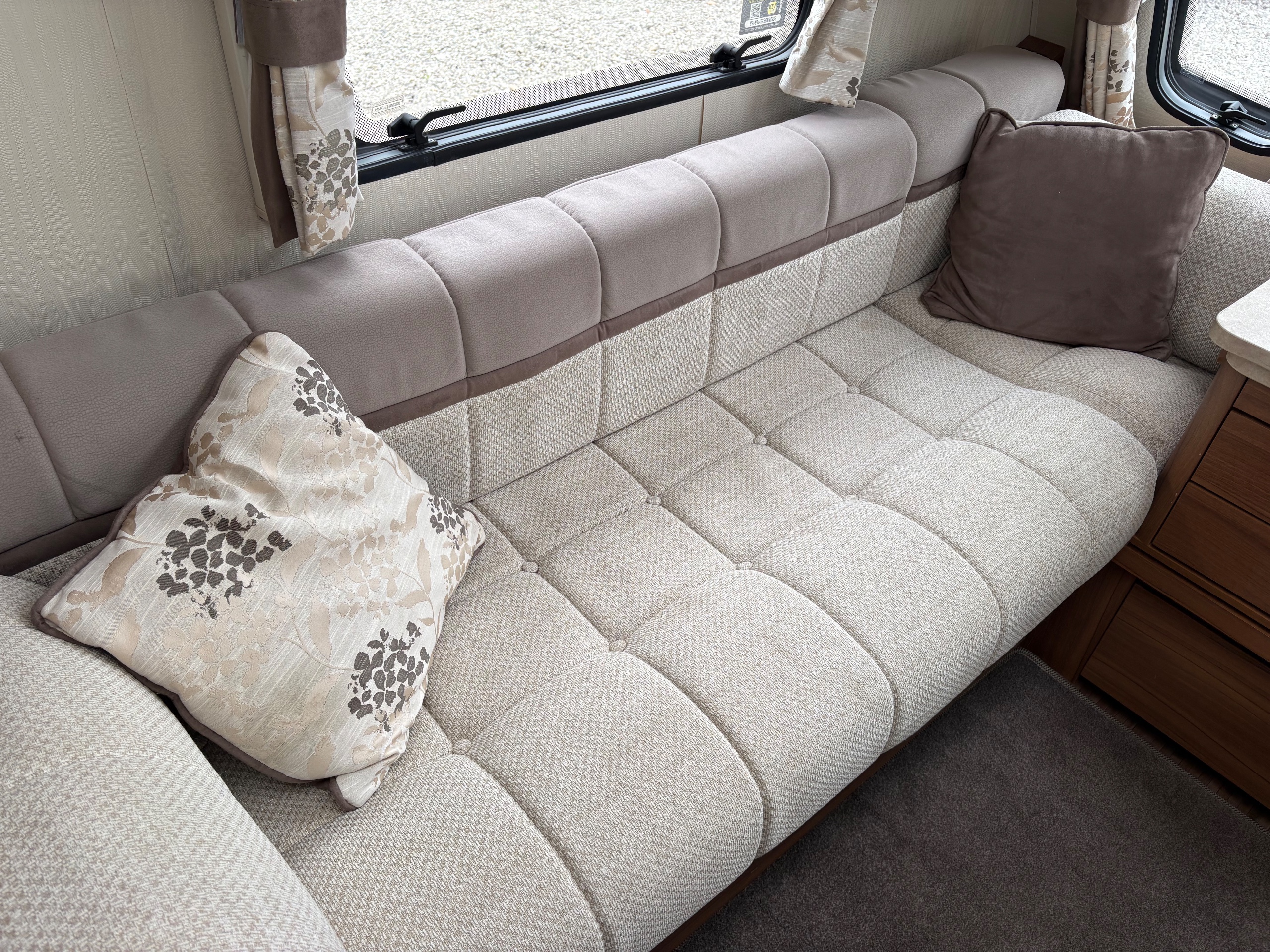 2016 Elddis Affinity 530