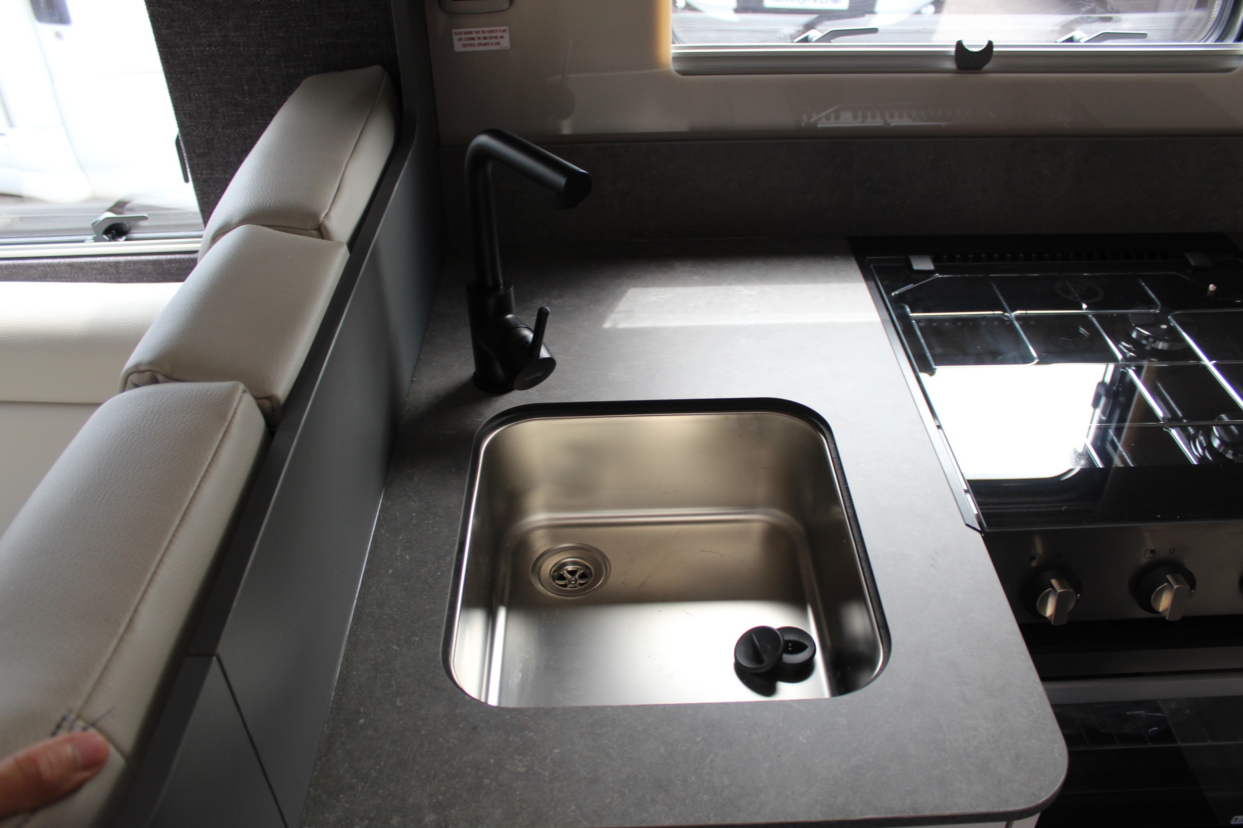 2027 Auto-Trail F-Line F60