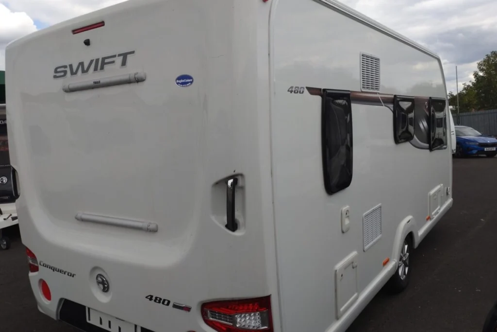 Swift Conqueror 480