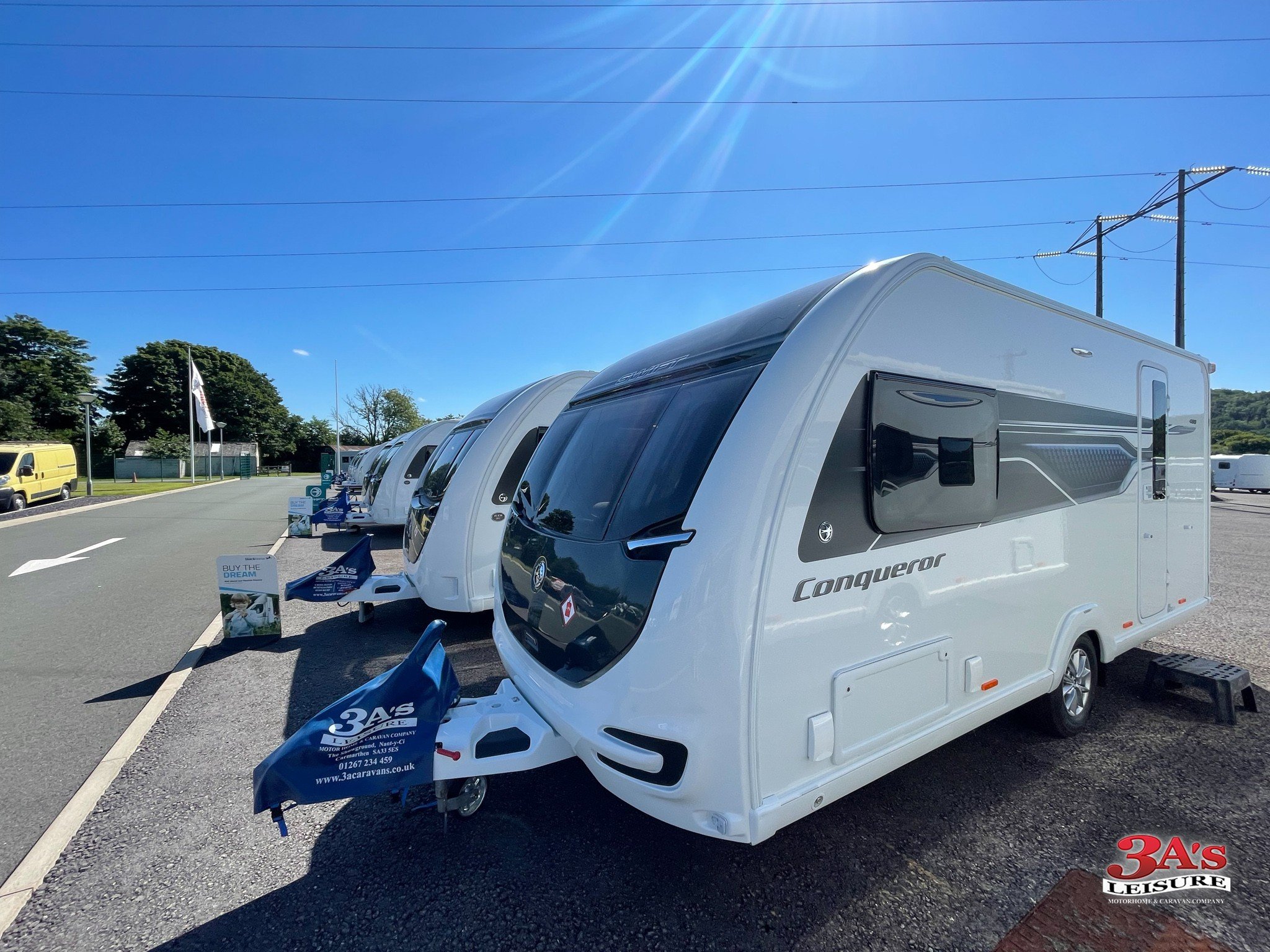 Exterior - Front