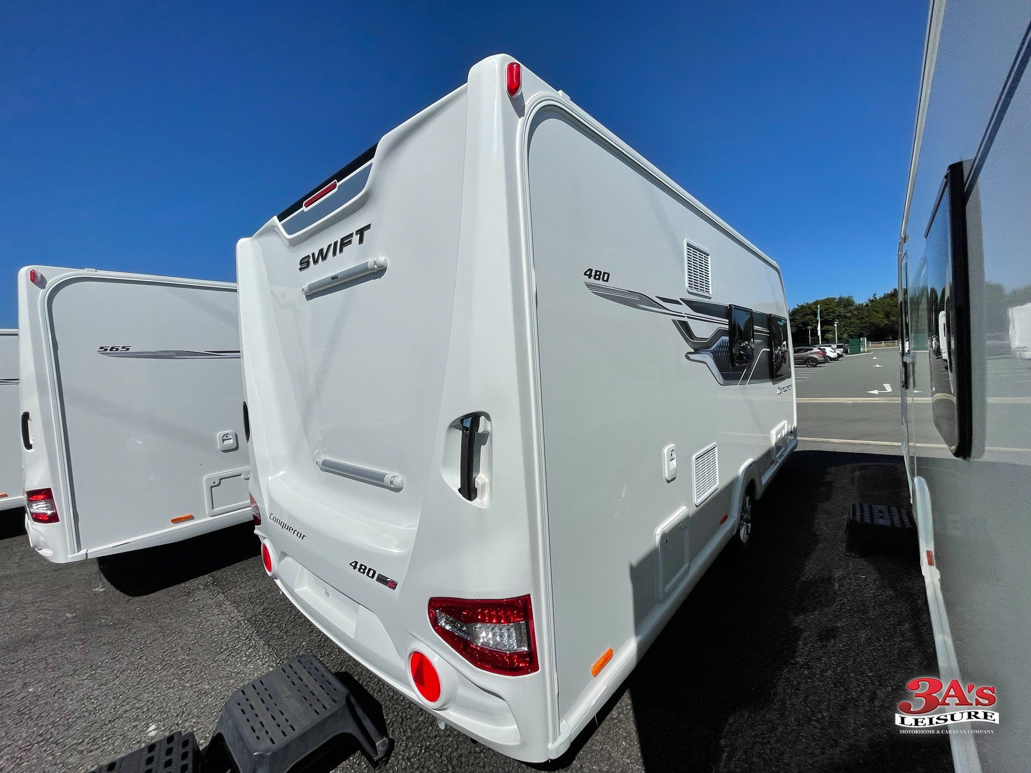 Exterior - Rear