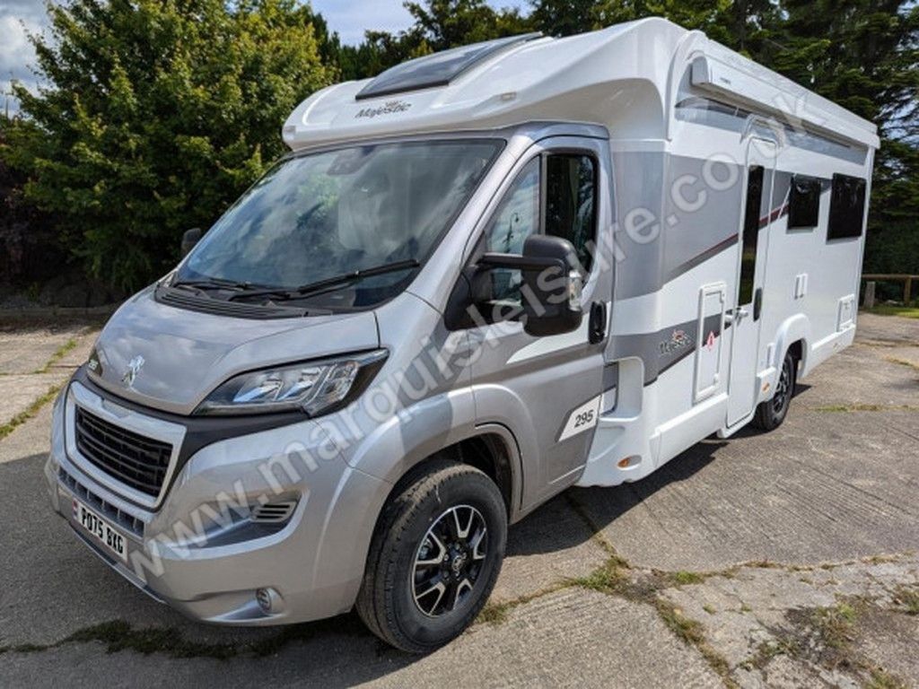 2023 Elddis MAJESTIC 295 - Exterior - Front