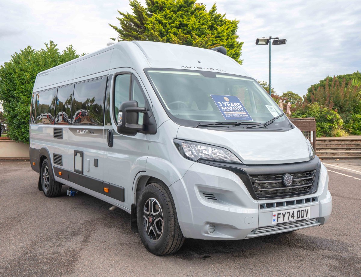 Autotrail V-Line 635 Sport 140BHP Auto
