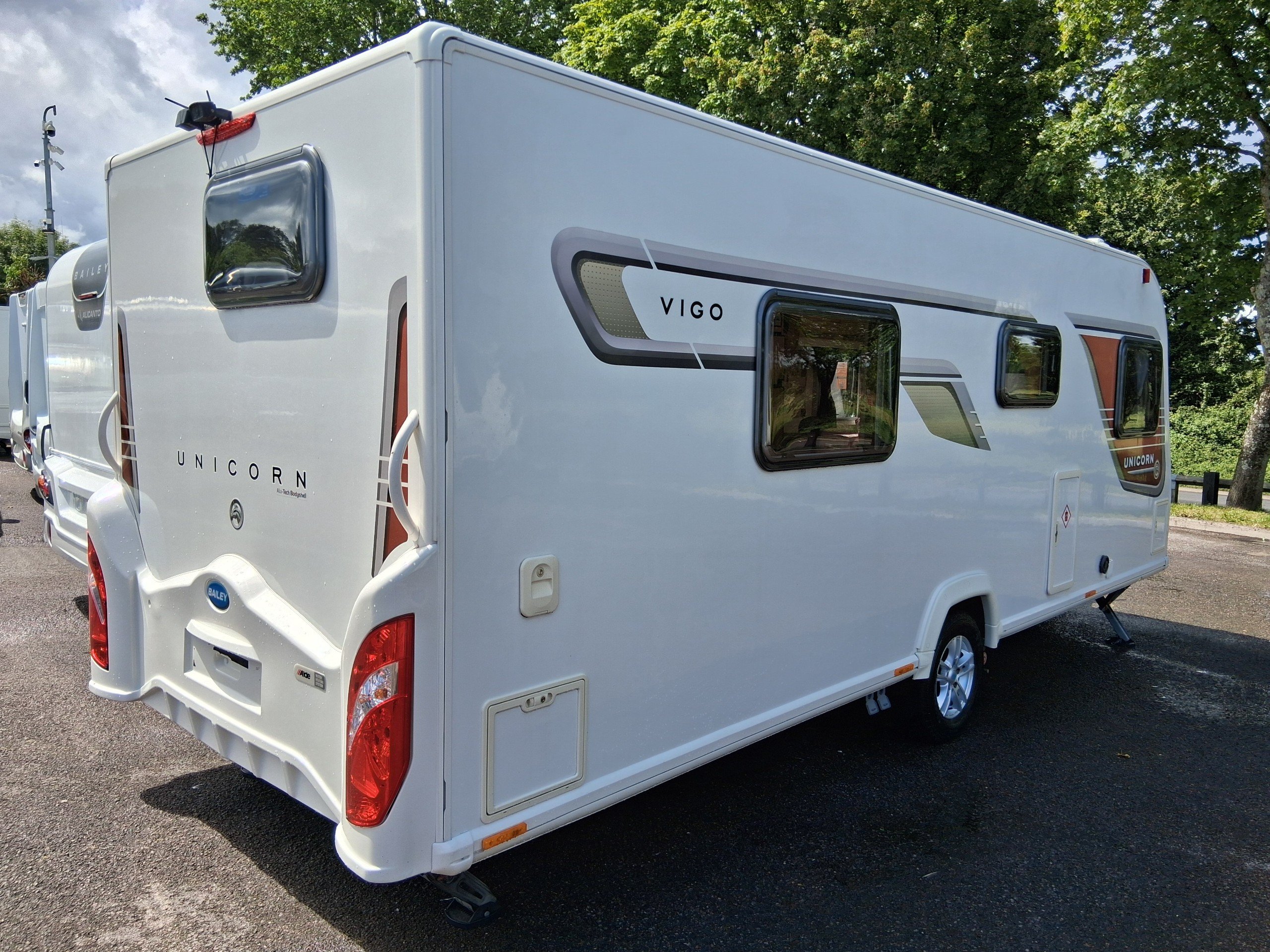 Exterior - Rear