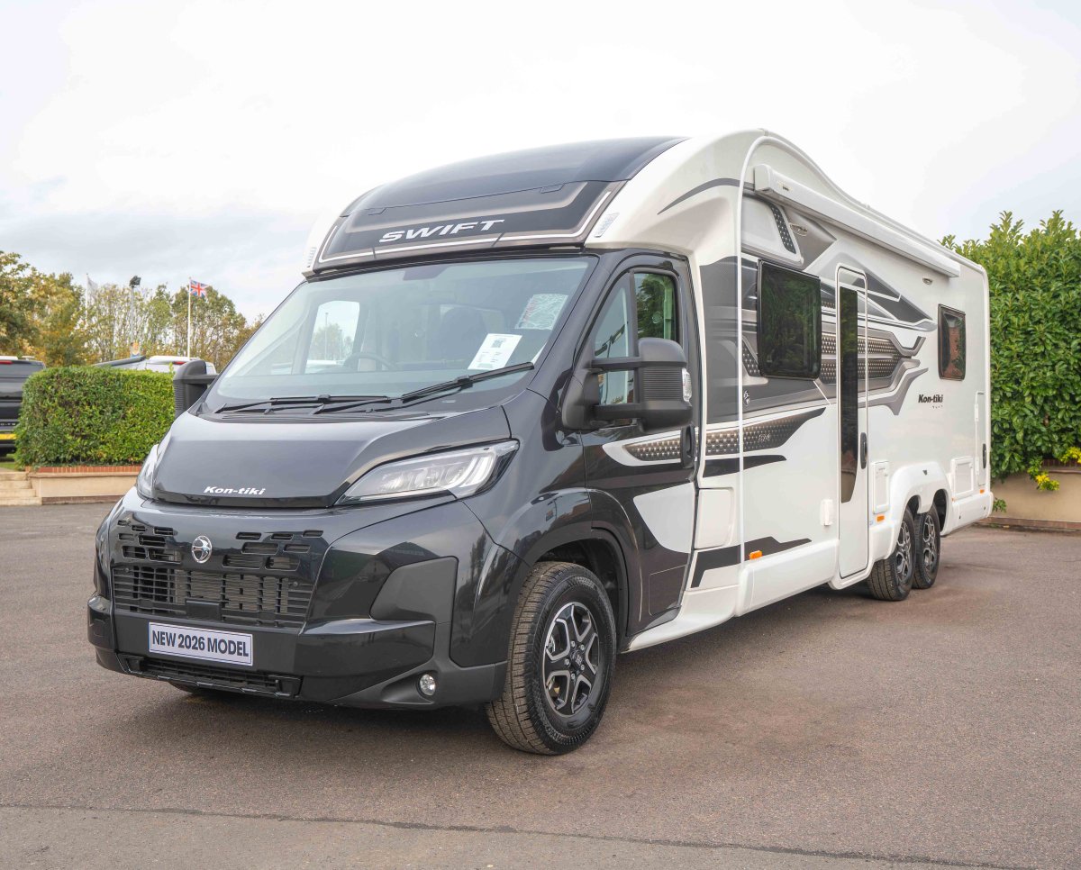 Swift Kon-Tiki 874 180BHP Auto