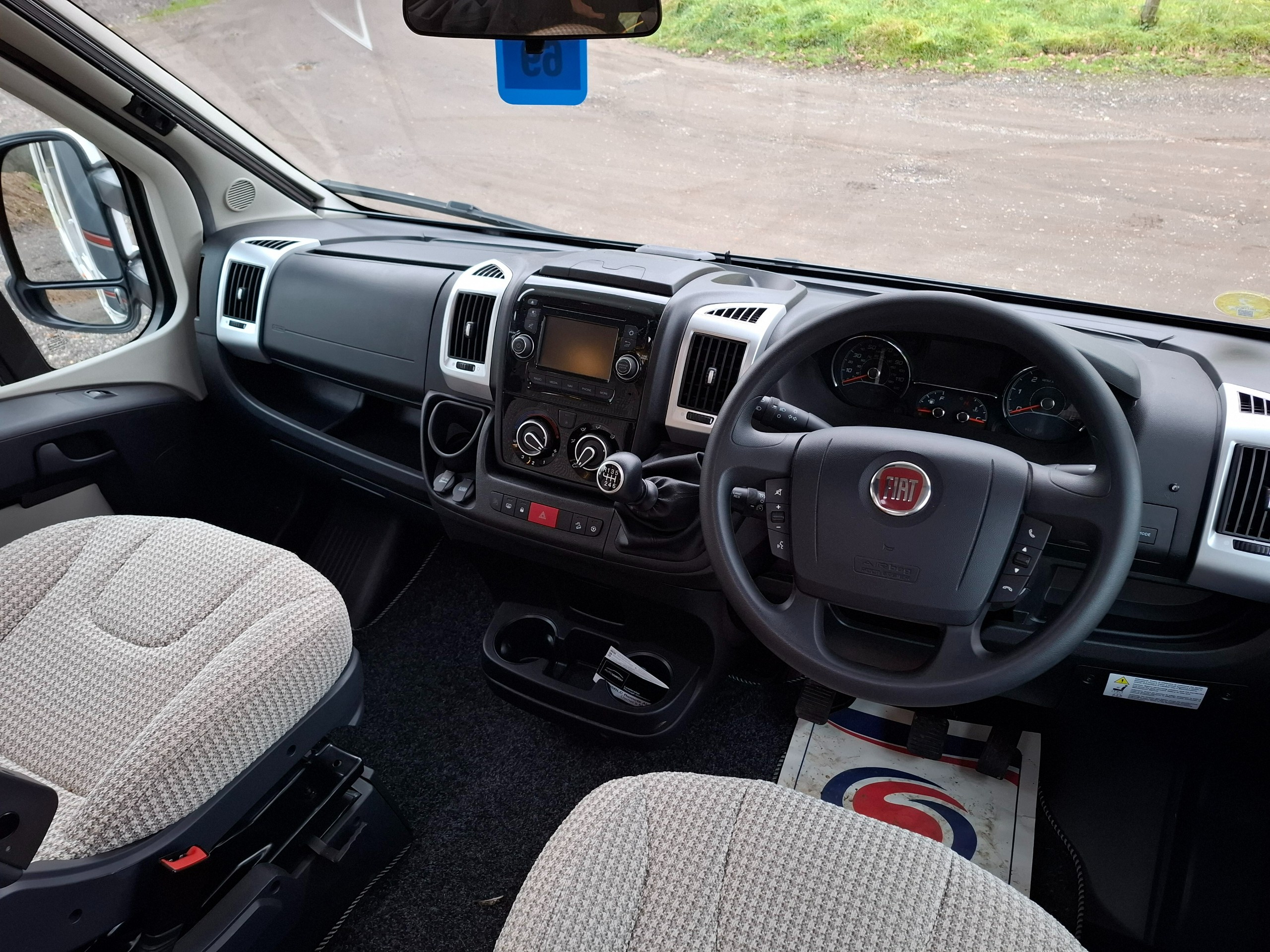 2017 Auto-Trail Tracker RS