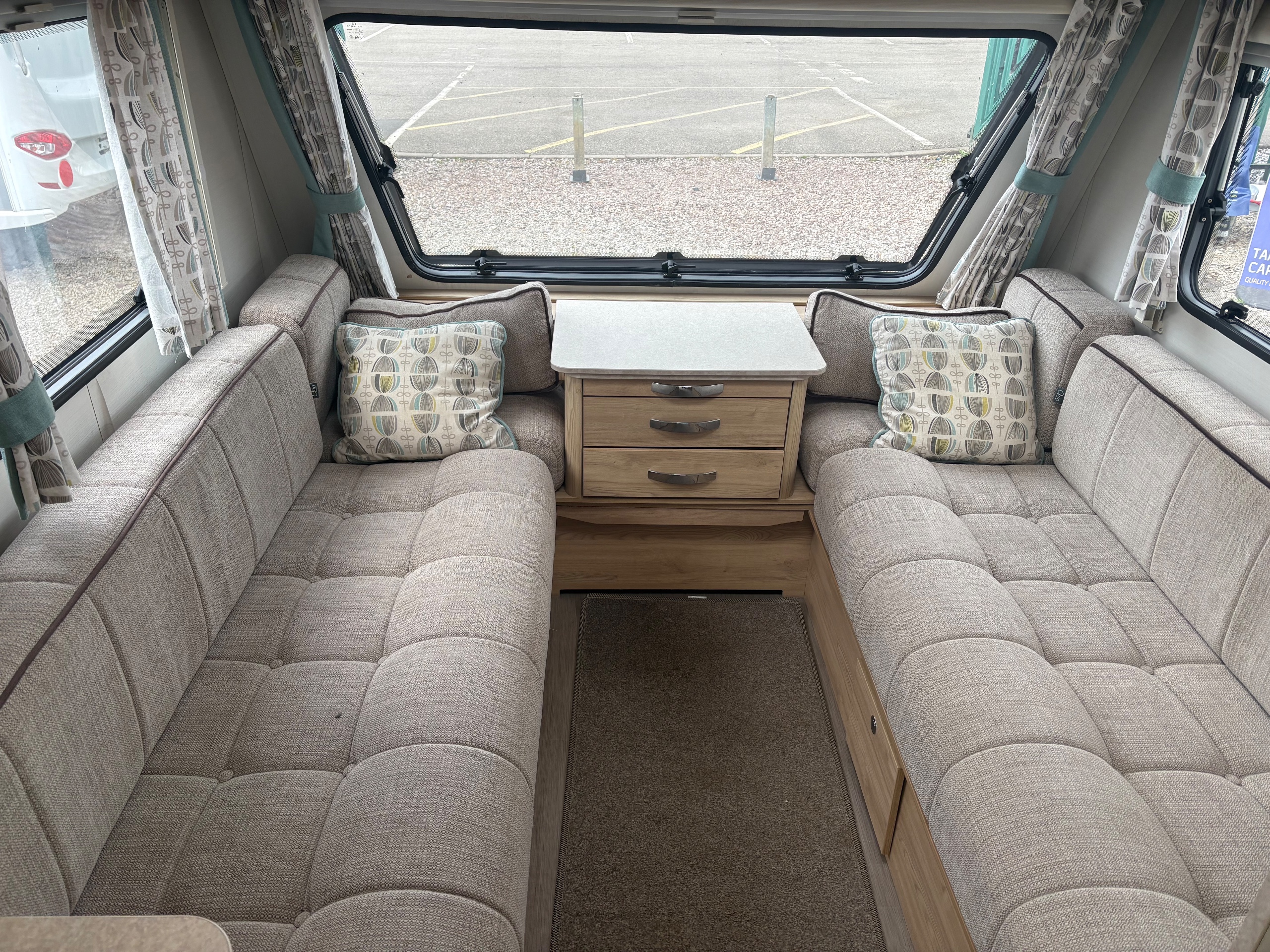 2016 Elddis Xplore 402