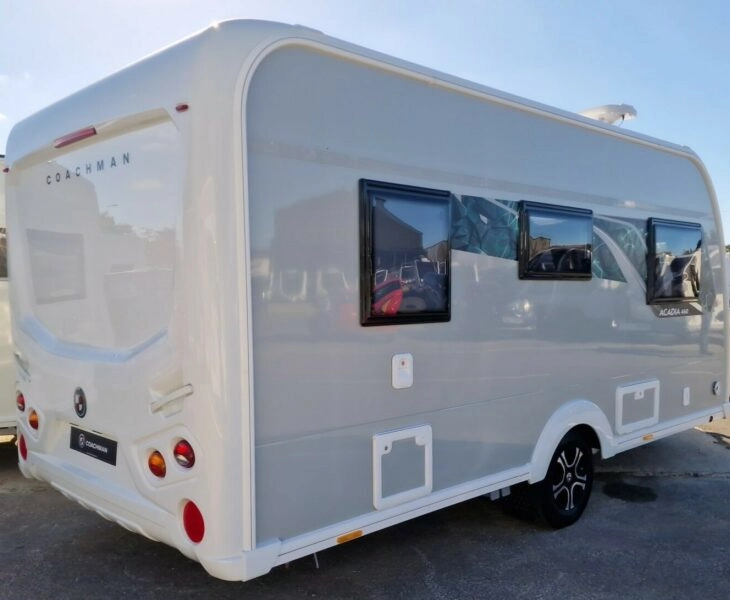 Exterior - Rear