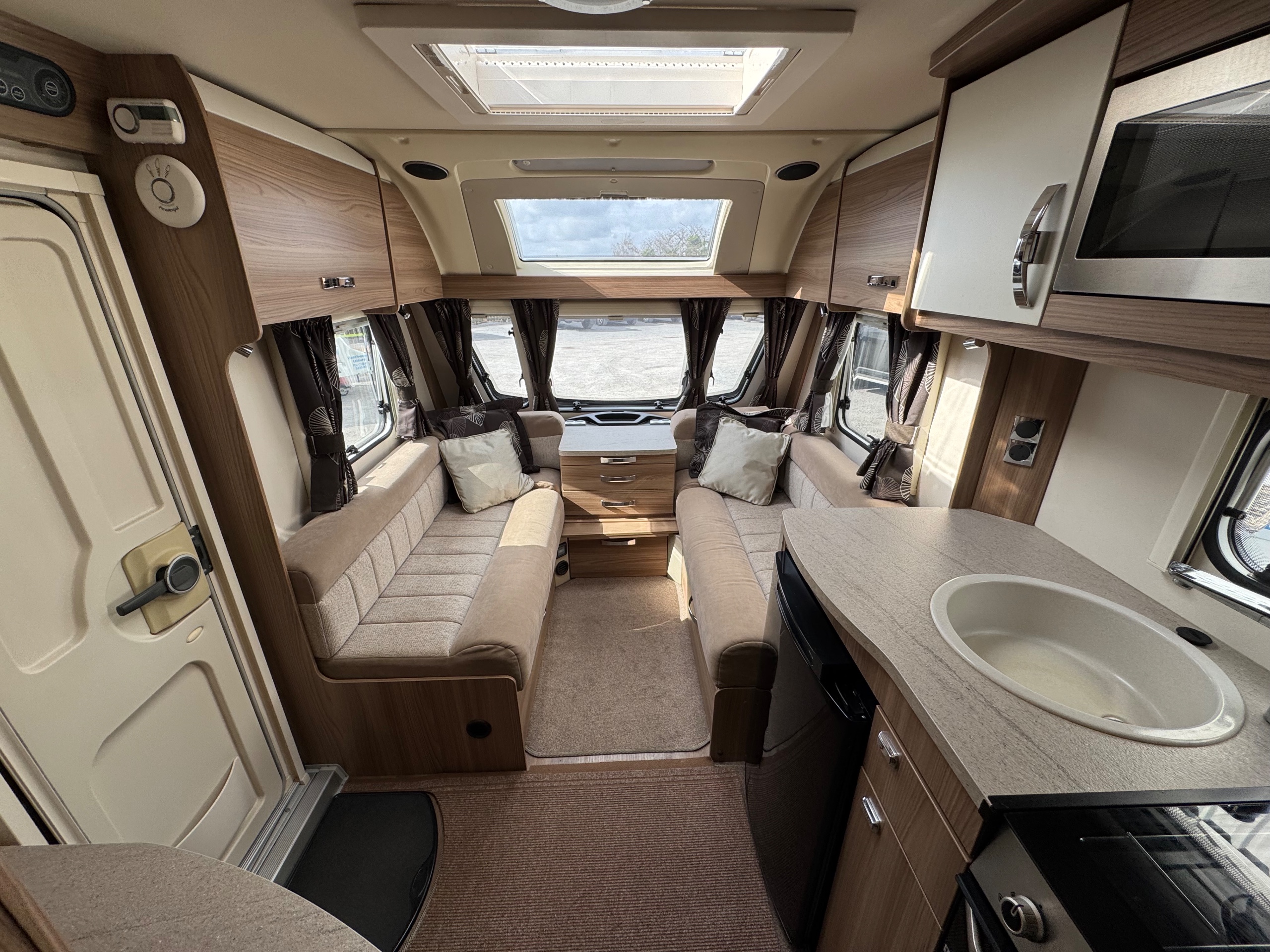 Swift S Line 560 /