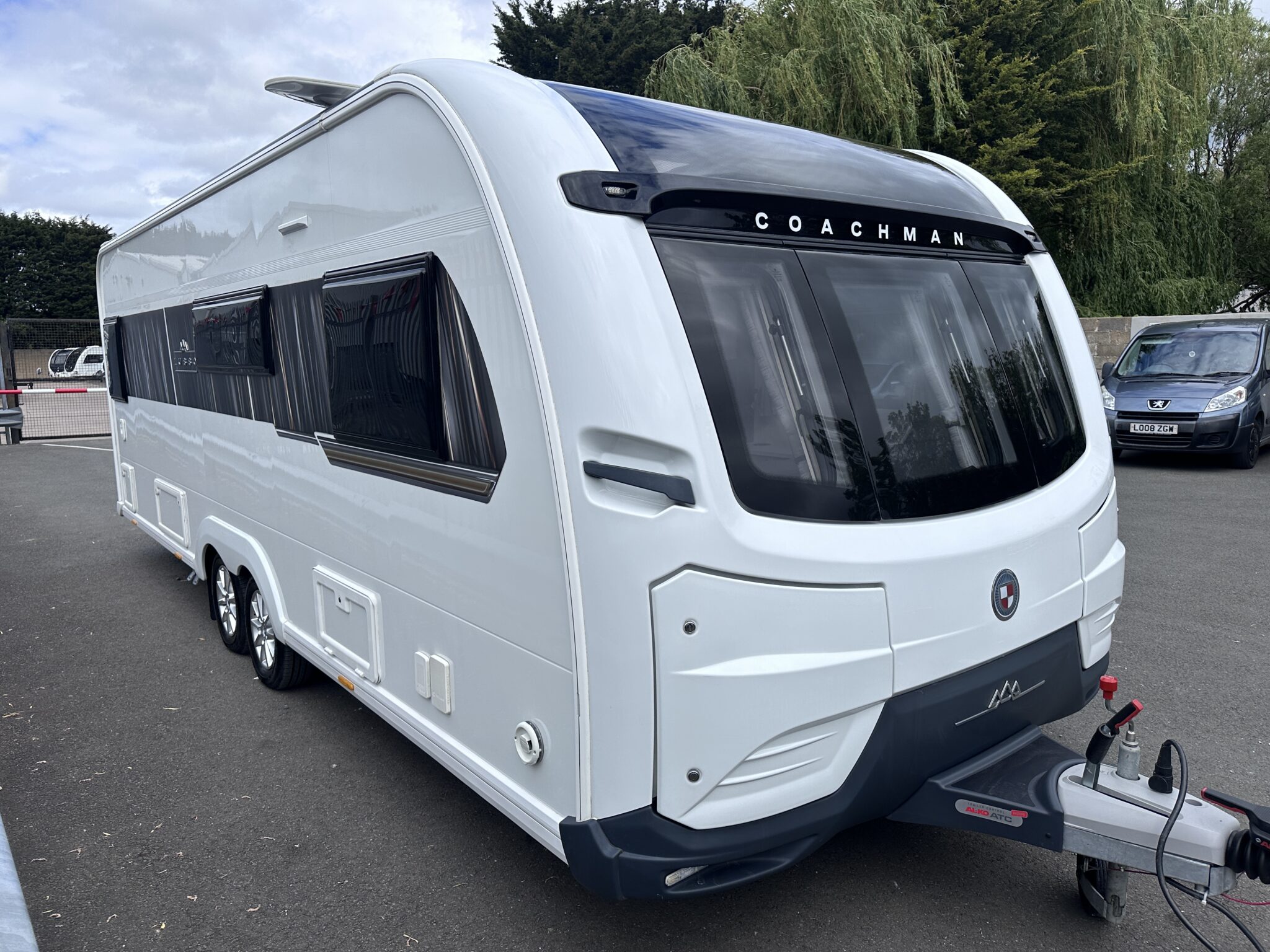 Exterior - Front