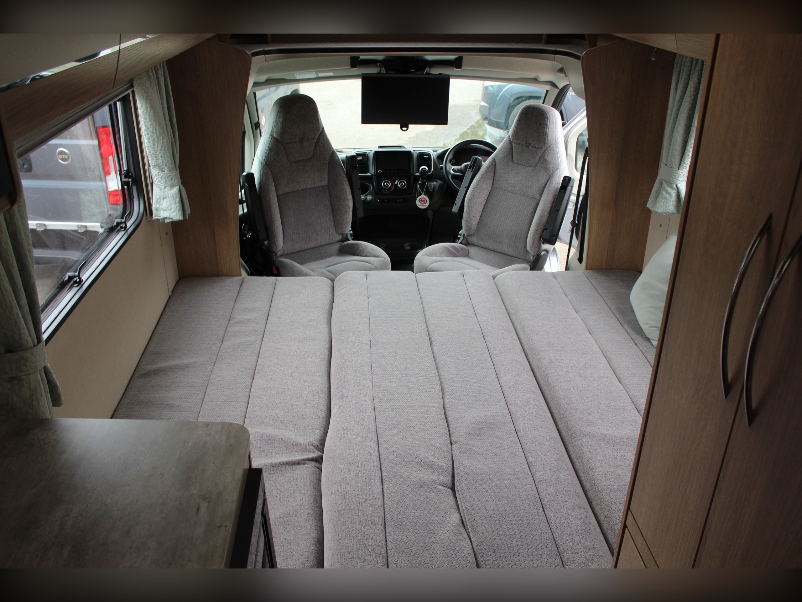 2024 Auto-Trail Imala 615