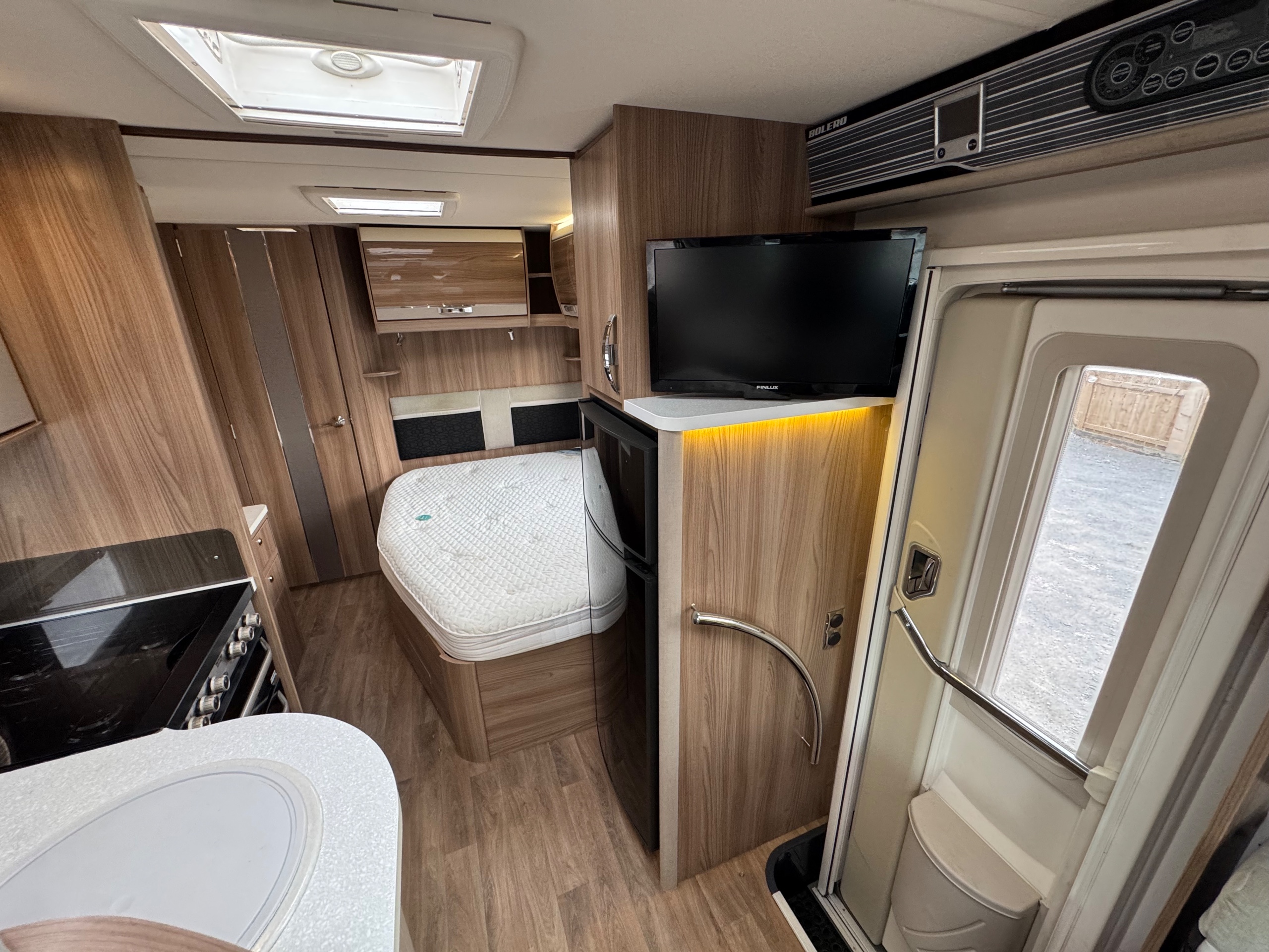 2015 Swift Bolero 724 FB BLACK EDITION - New FIAT DUCATO Maxi Back To Back 42 150 Multijet