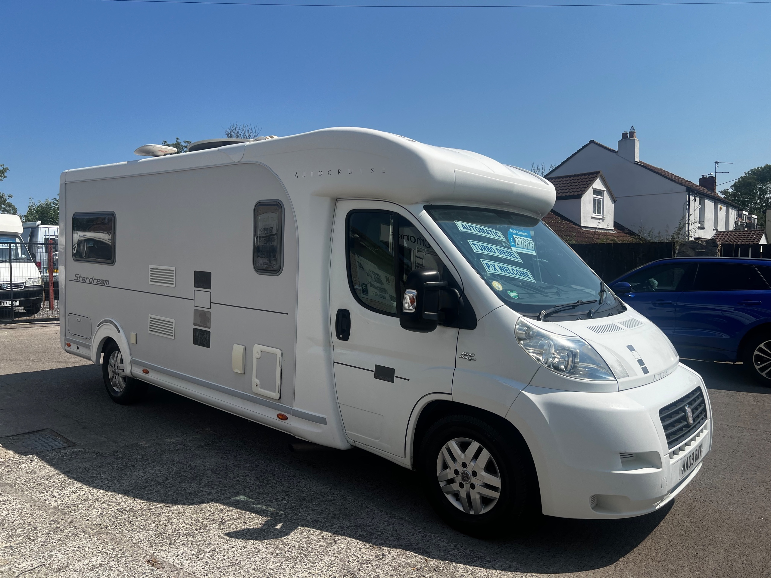Autocruise Stardream AUTOMATIC - Exterior - Front