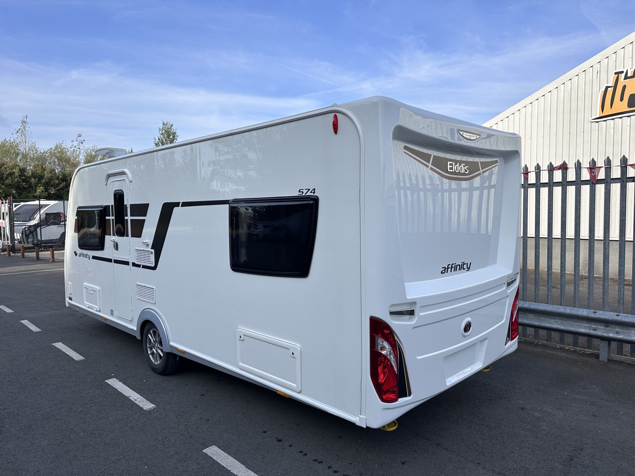 2020 Swift Affinity 574