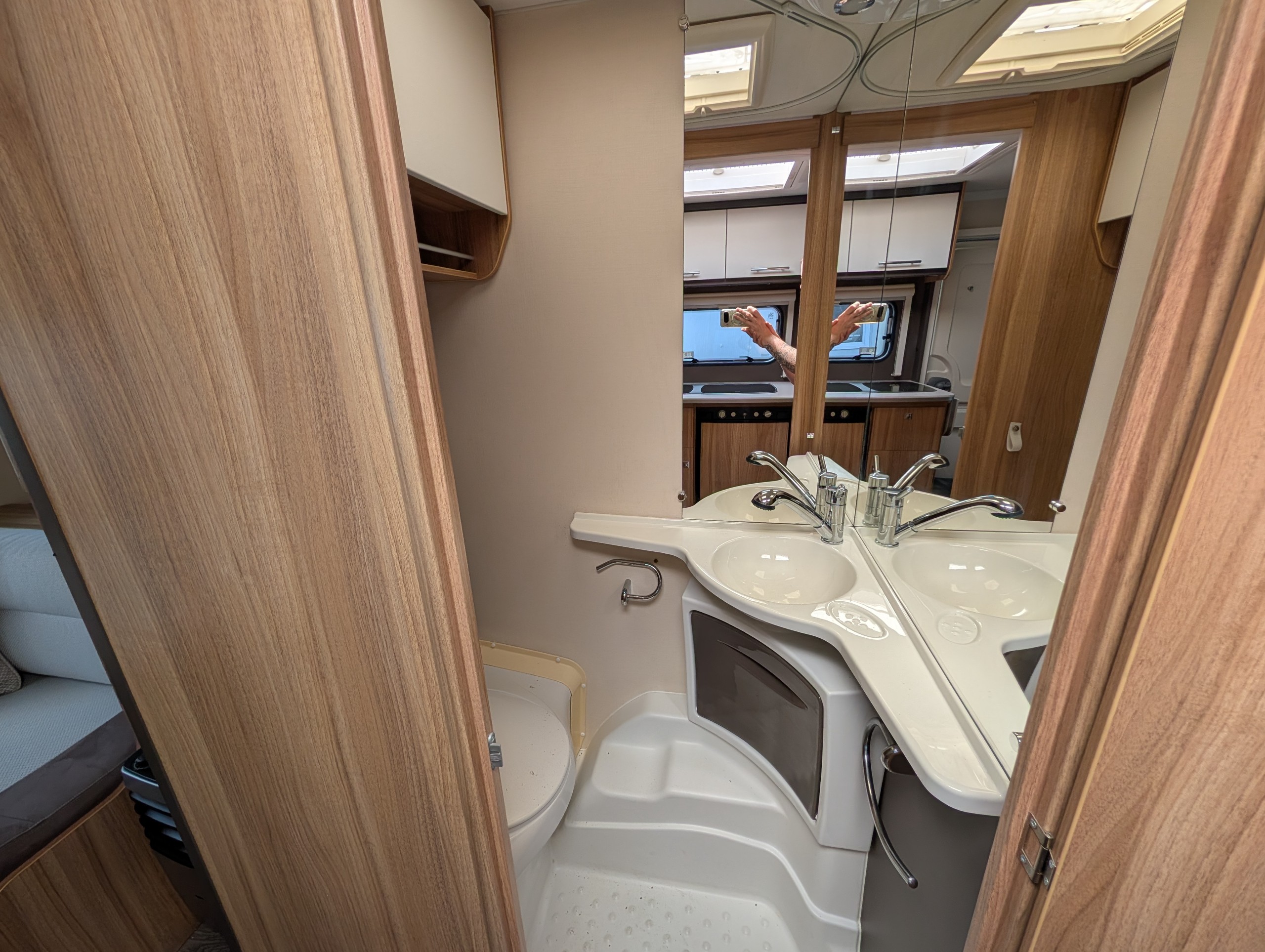 2007 Caravelair Antares 450