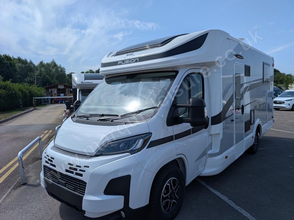 Bailey Mclouis Fusion 373 Used Motorhome