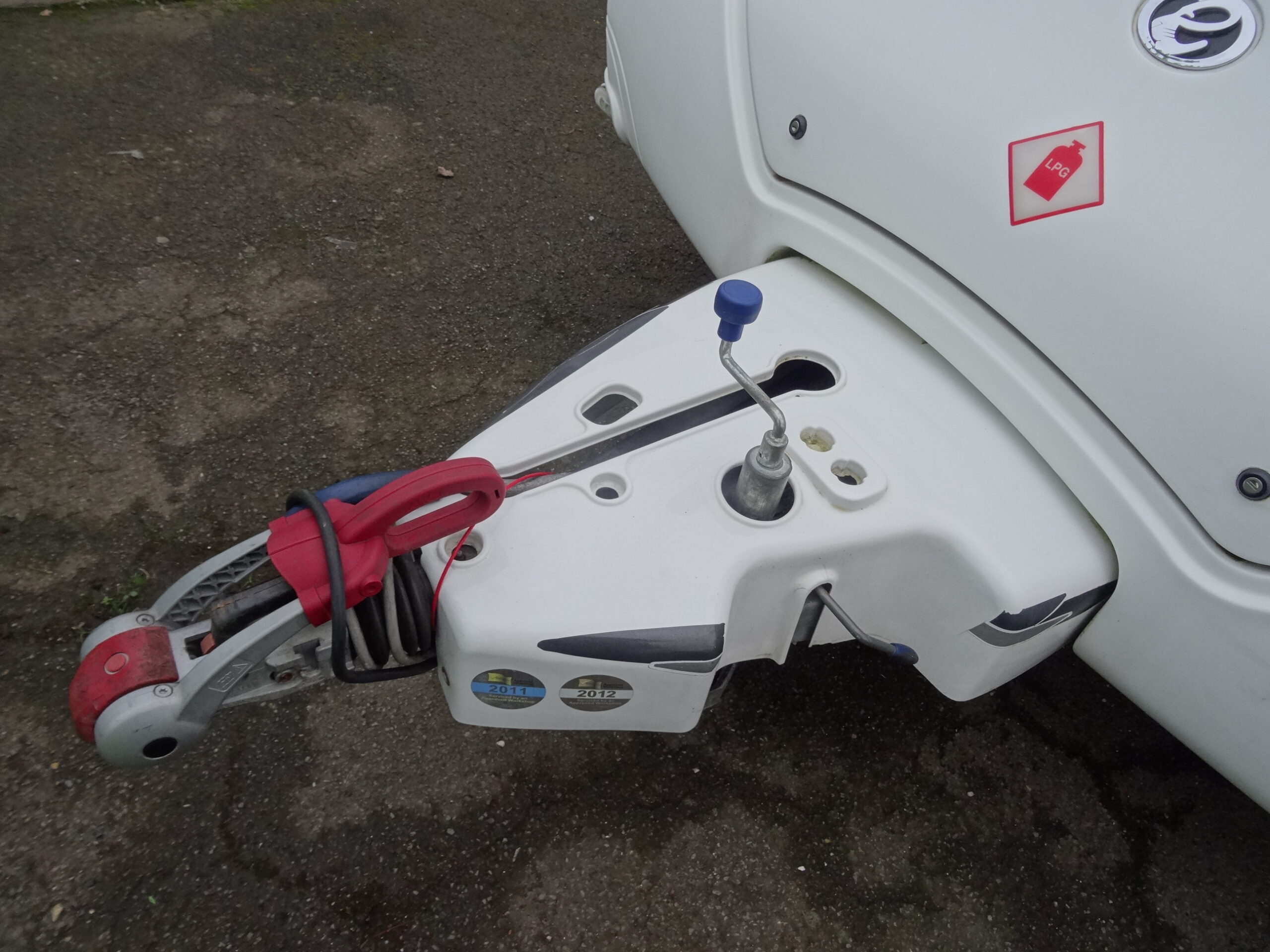 Elddis Avante - Exterior - Front