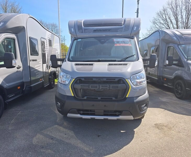 Swift Trekker - Exterior - Front