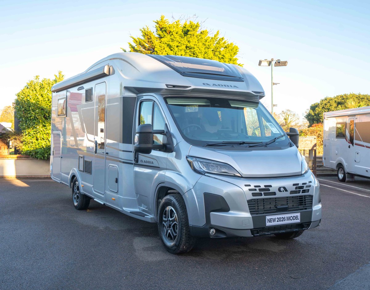 Adria Matrix Supreme 670 SC 180BHP Automatic 4 Berth - Exterior - Front