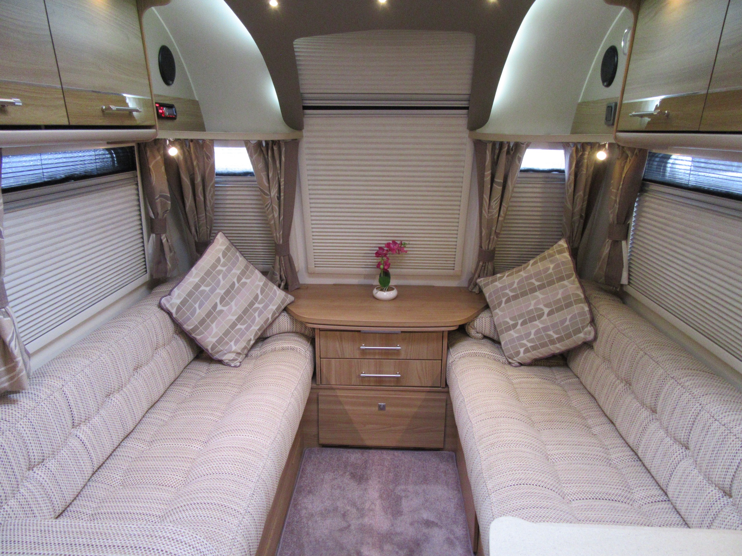 2017 Bailey Unicorn Valencia - LOVELY CONDITION