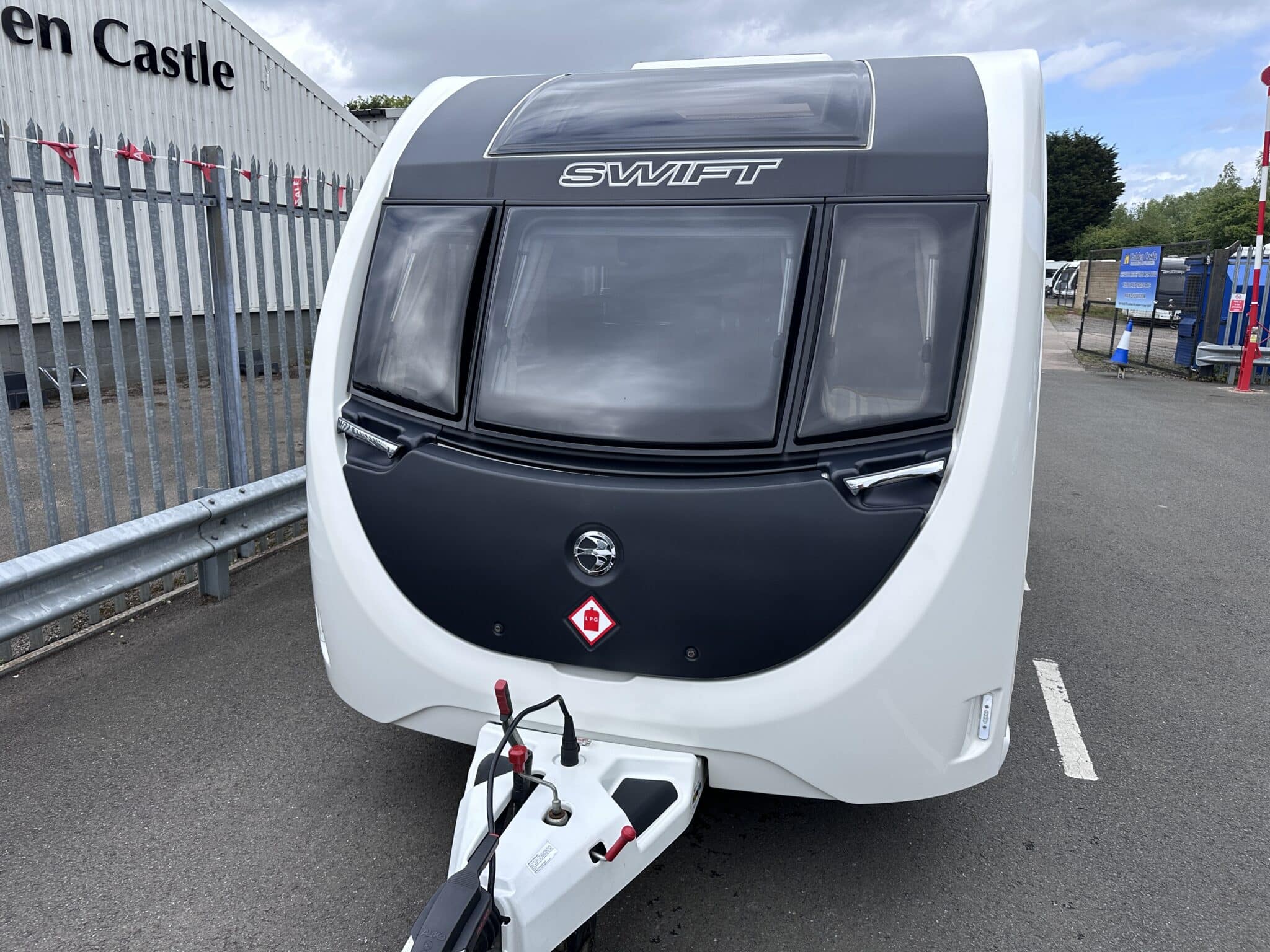 Exterior - Front