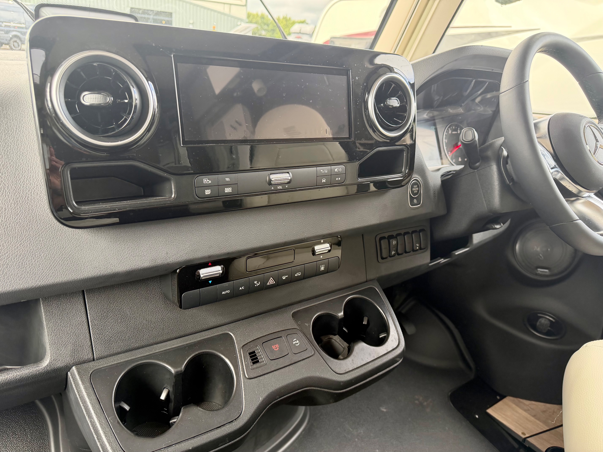 2026 Hymer B-ML I 890