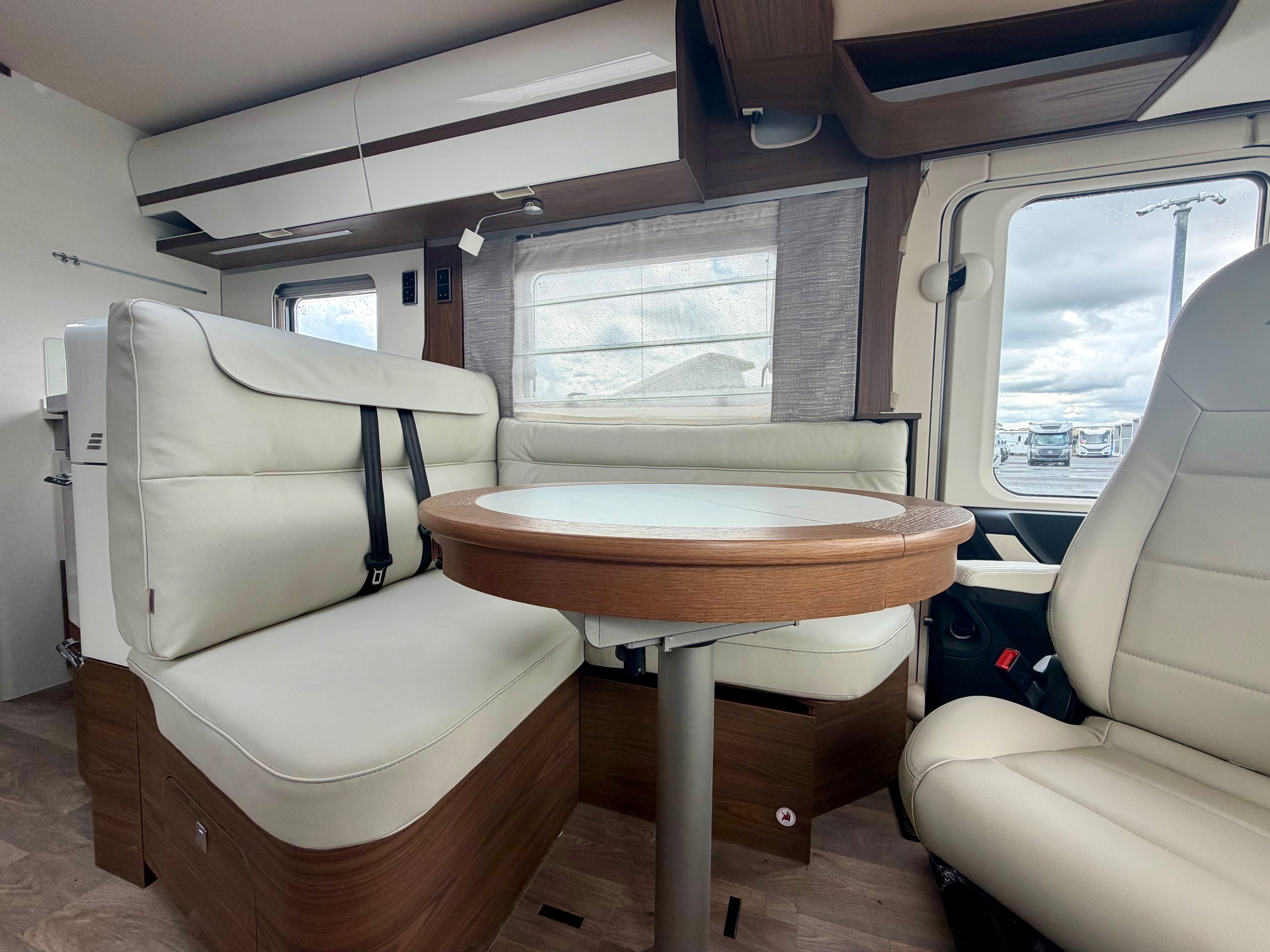 2026 Hymer B-ML I 890