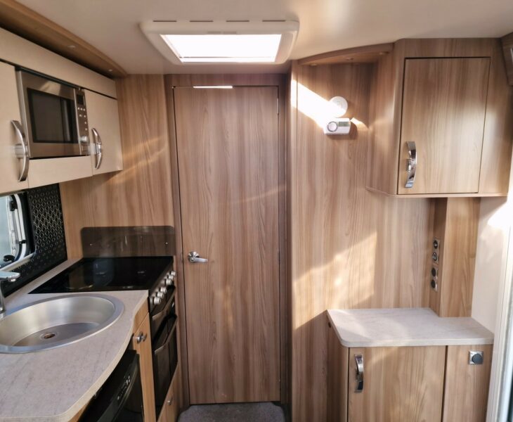 Swift Challenger 560