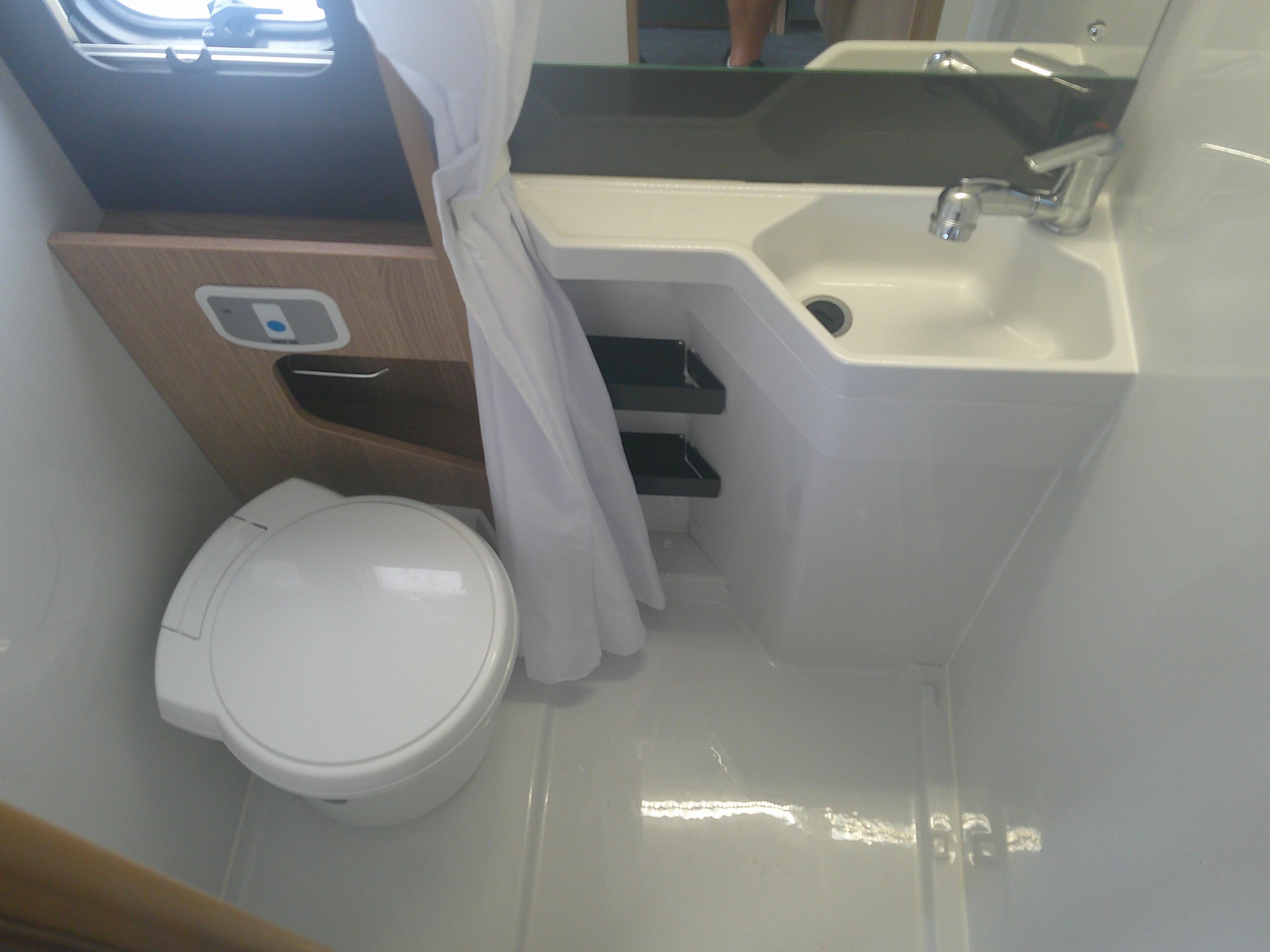 2025 Auto-Trail Excel 690L