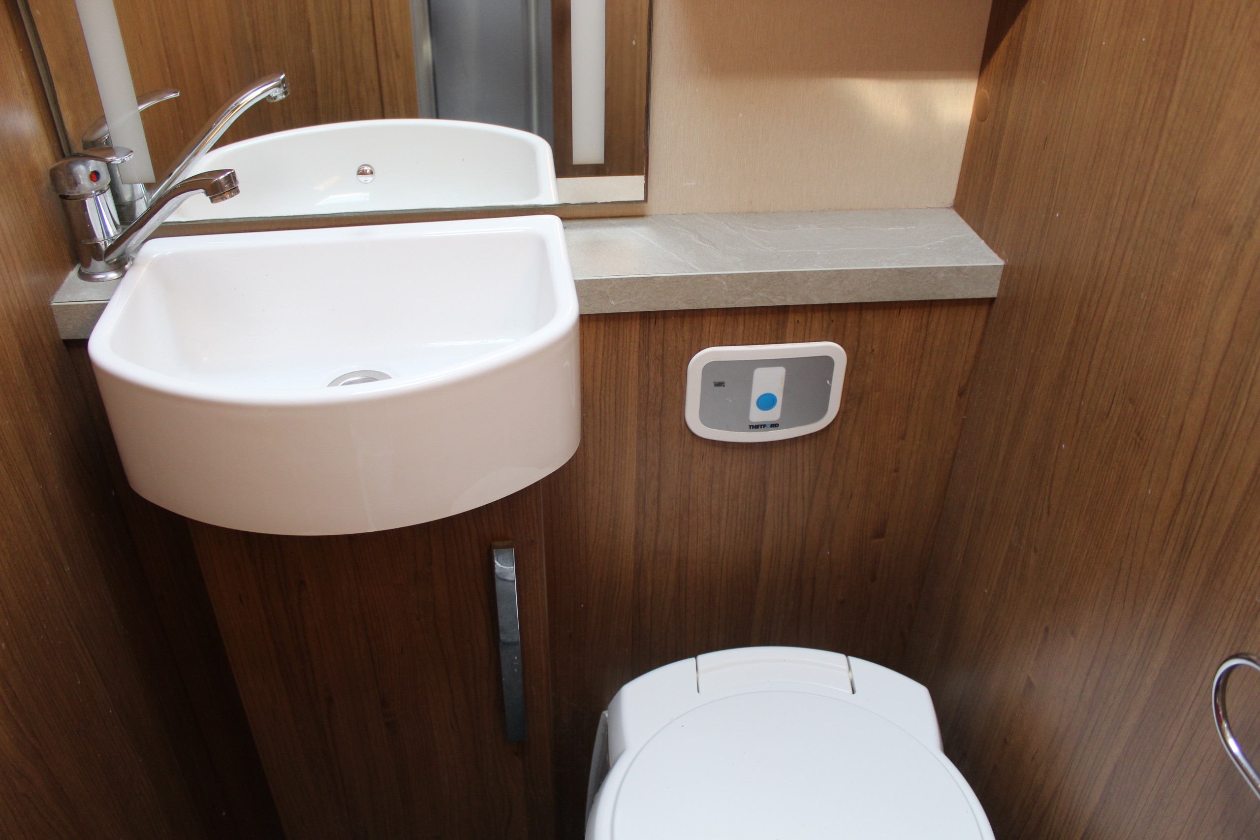 2017 Auto-Trail Frontier Serrano