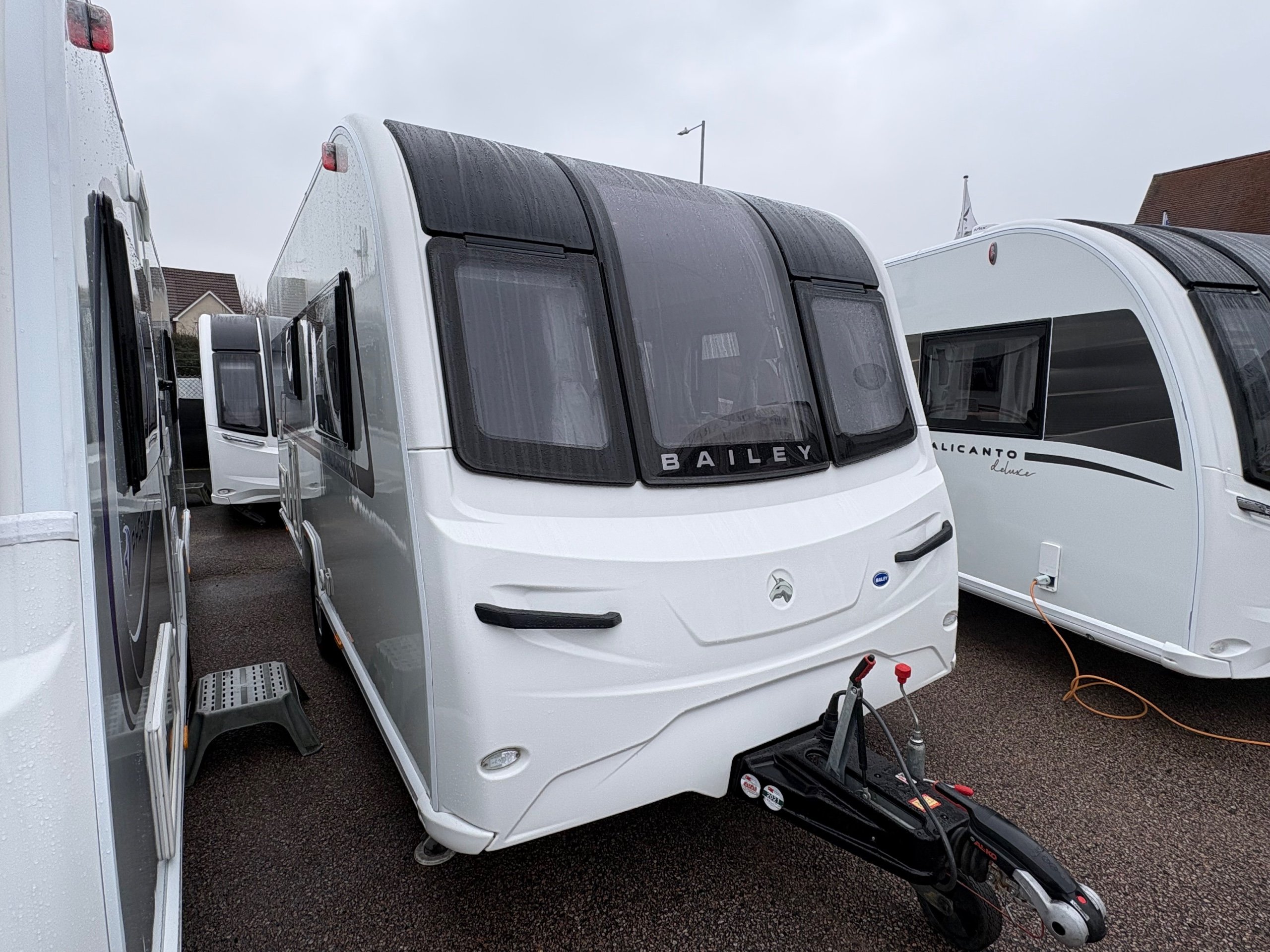 Exterior - Front