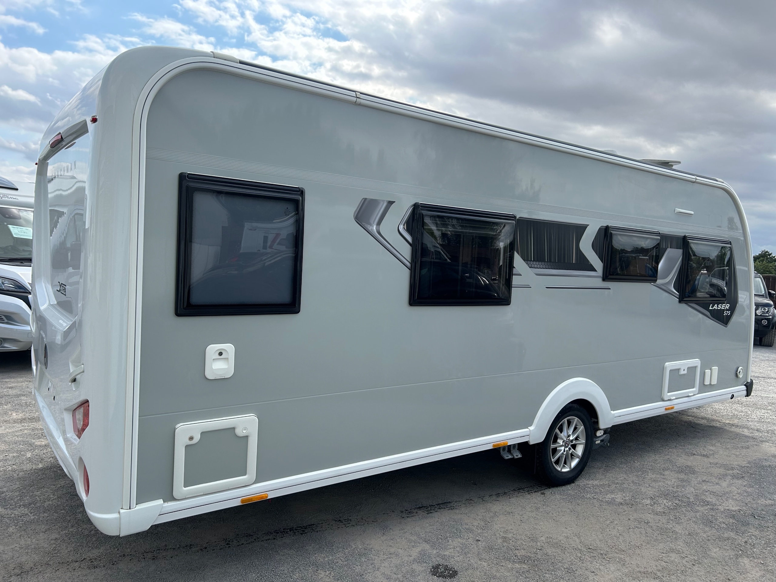 Coachman Laser 575 XTRA / 4 berth