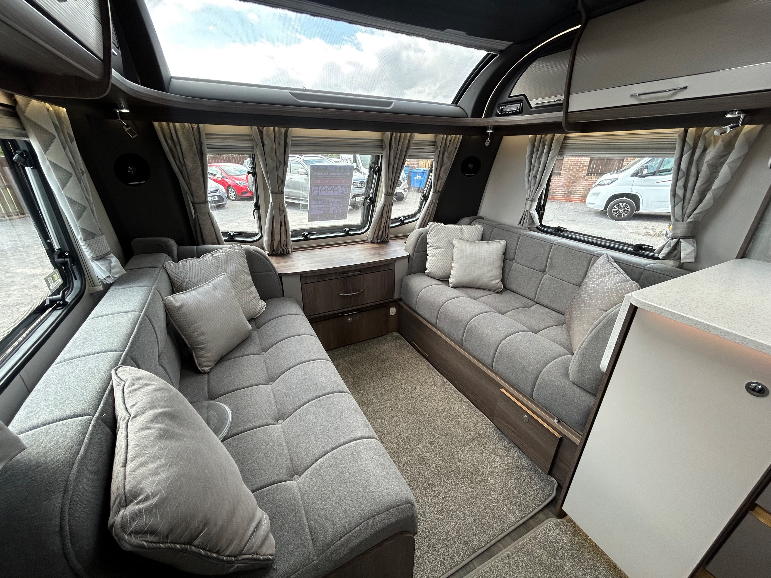 2023 Coachman Laser 575 XTRA /