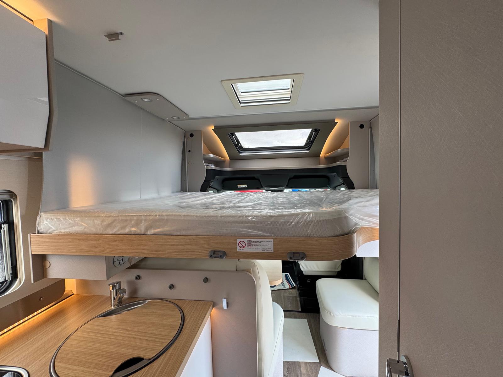 Hymer T-Class S 585