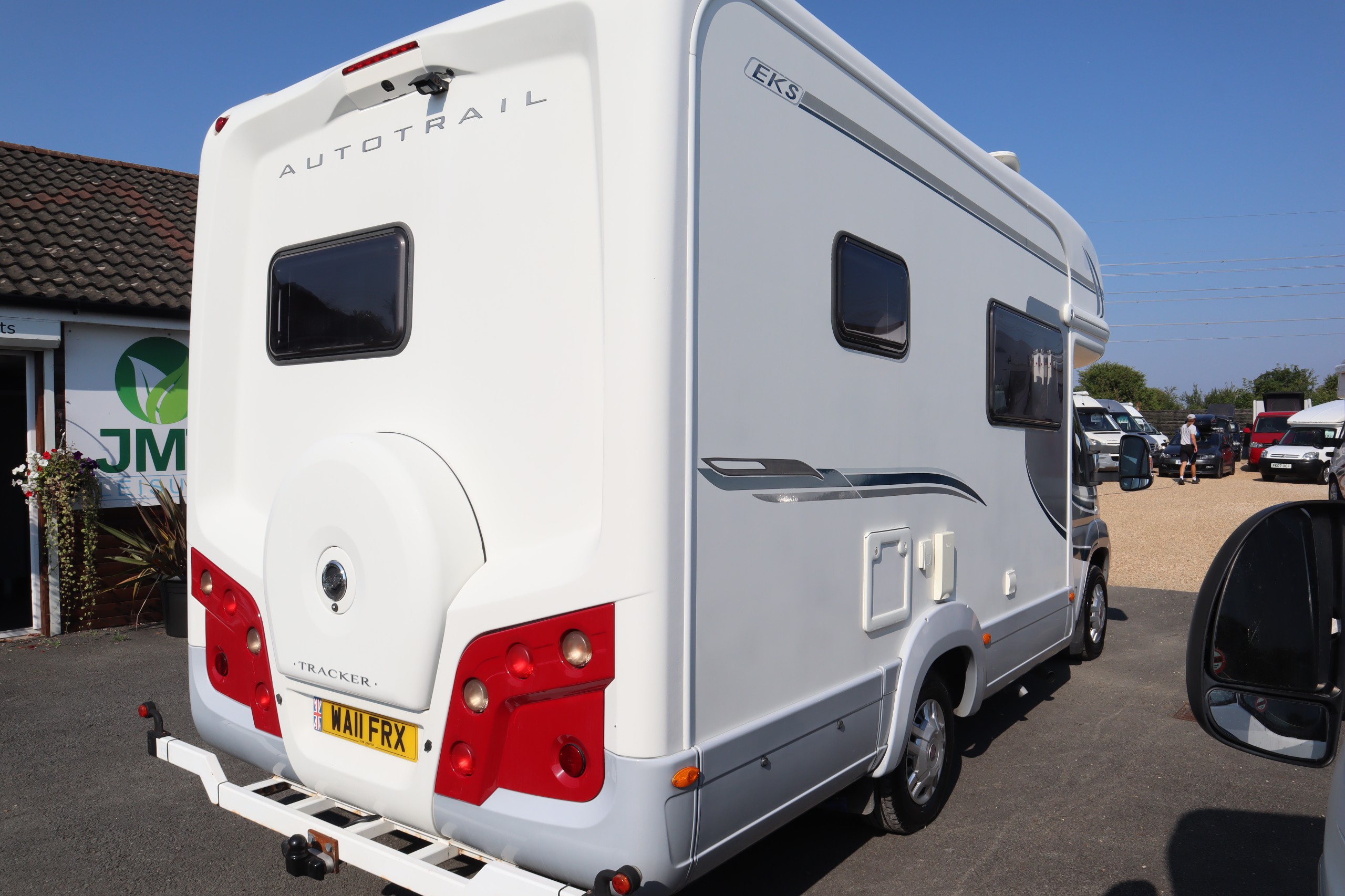 2011 Auto-Trail Tracker EKS Lo-Line Tracker EKS, , 2 Belts, MOT, 12 Months Warranty, Habitation Check