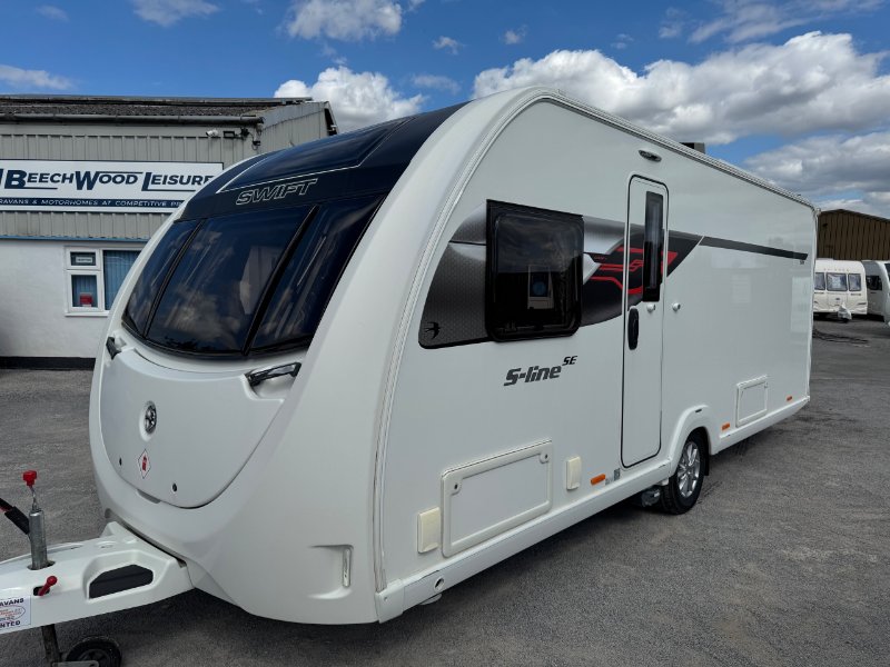 2024 Swift Sprite Alpine 2 - Exterior - Front