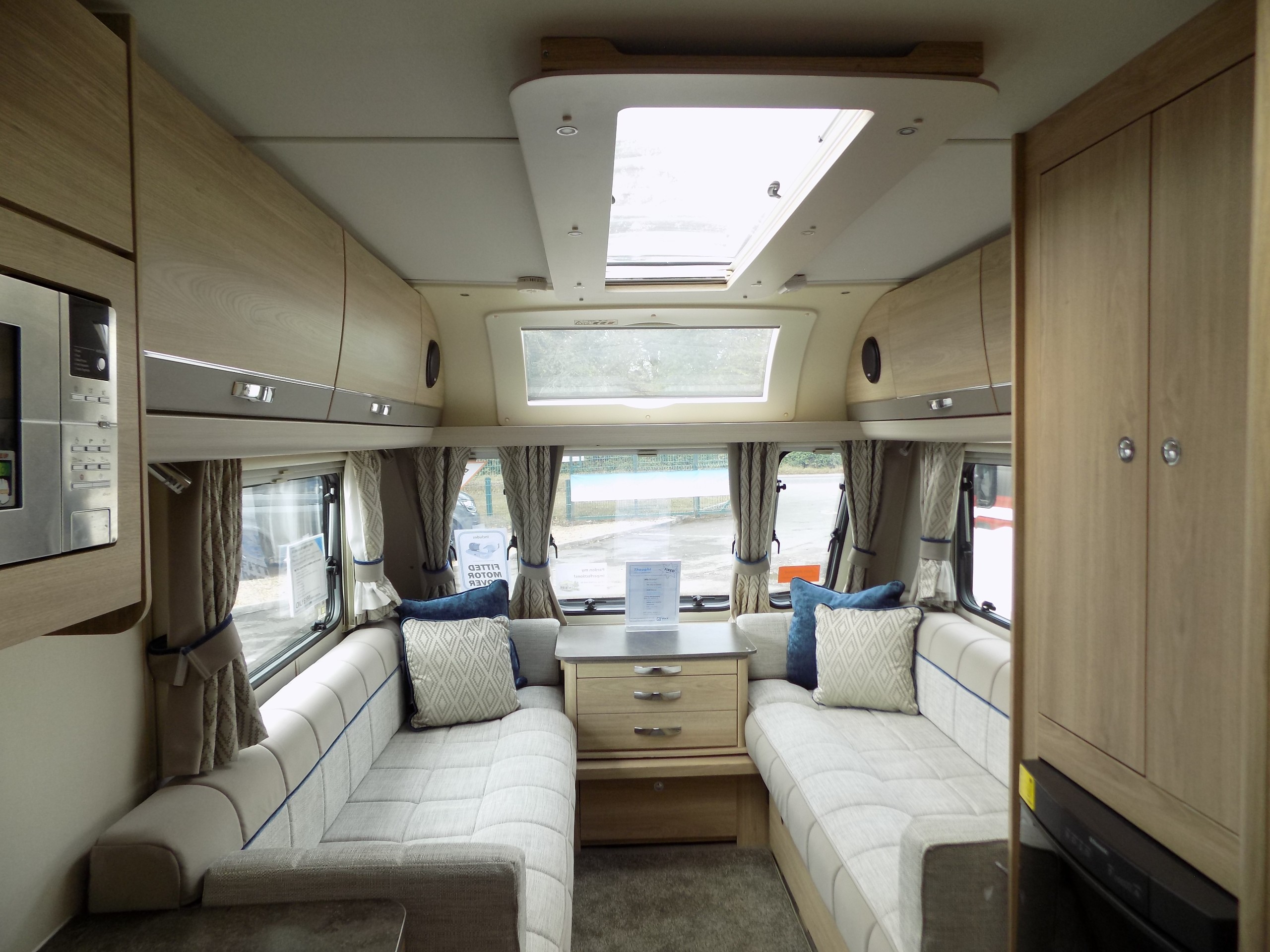 2018 Elddis Avante 462 Hartfield Sussex Special Edition