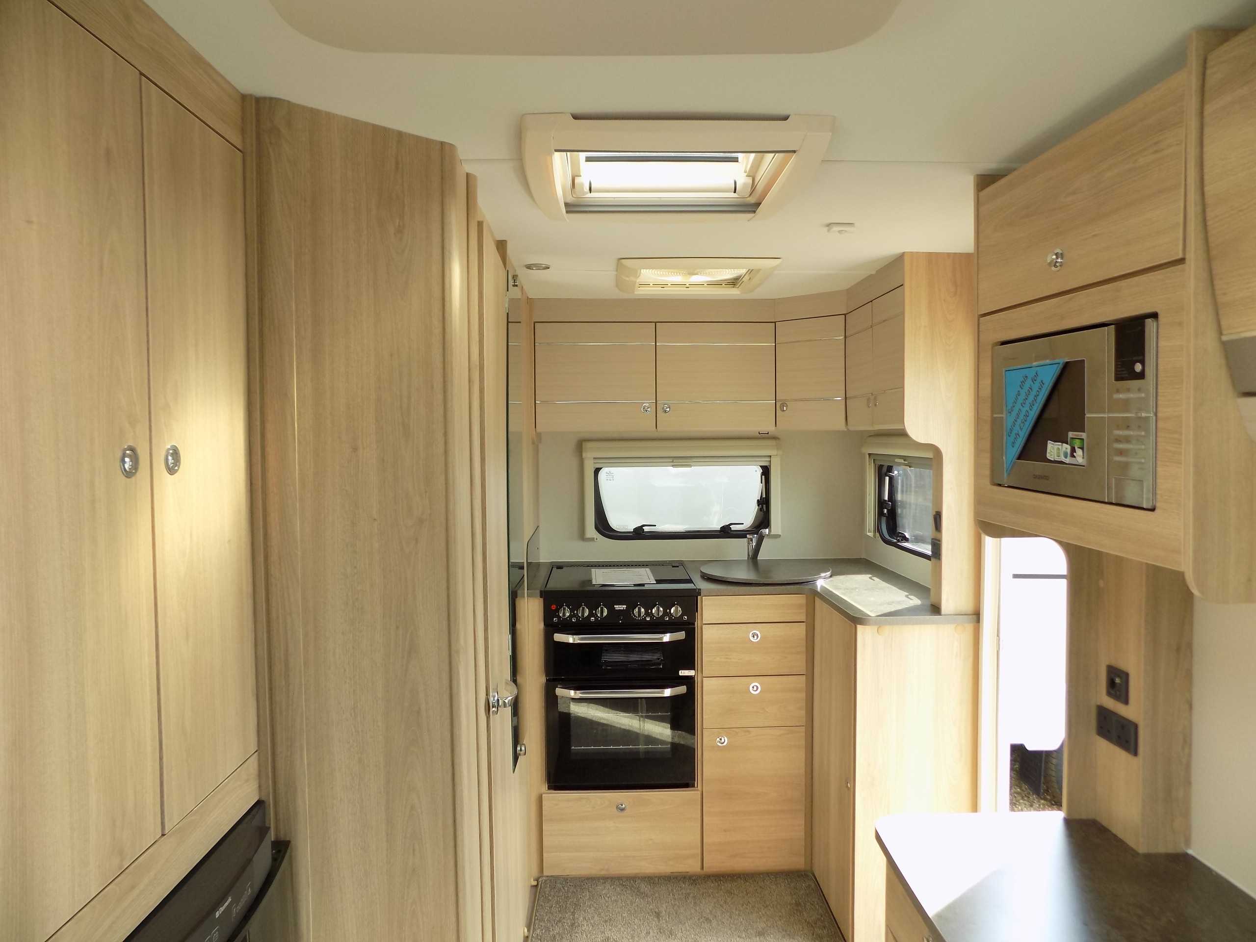 2018 Elddis Avante 462 Hartfield Sussex Special Edition